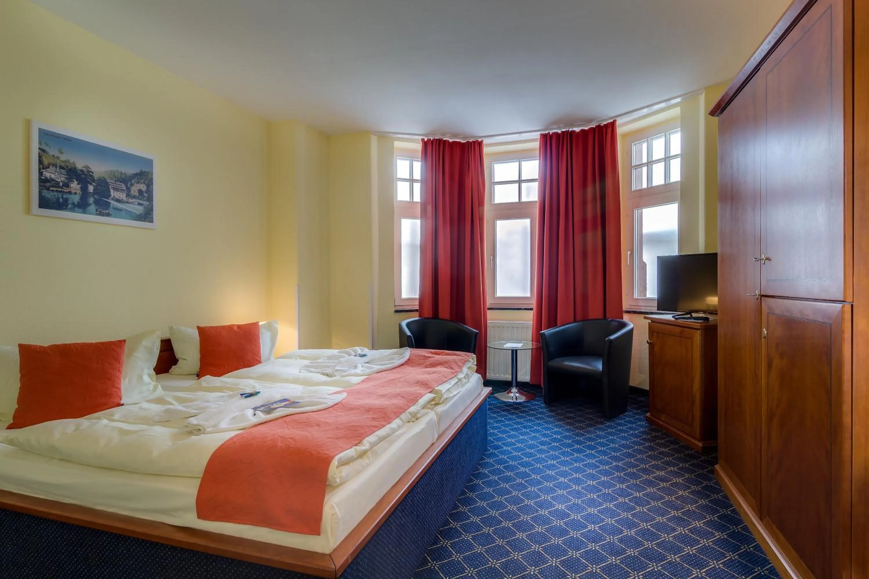 Photo of the whole room in Hotel Deutsches Haus Mittweida
