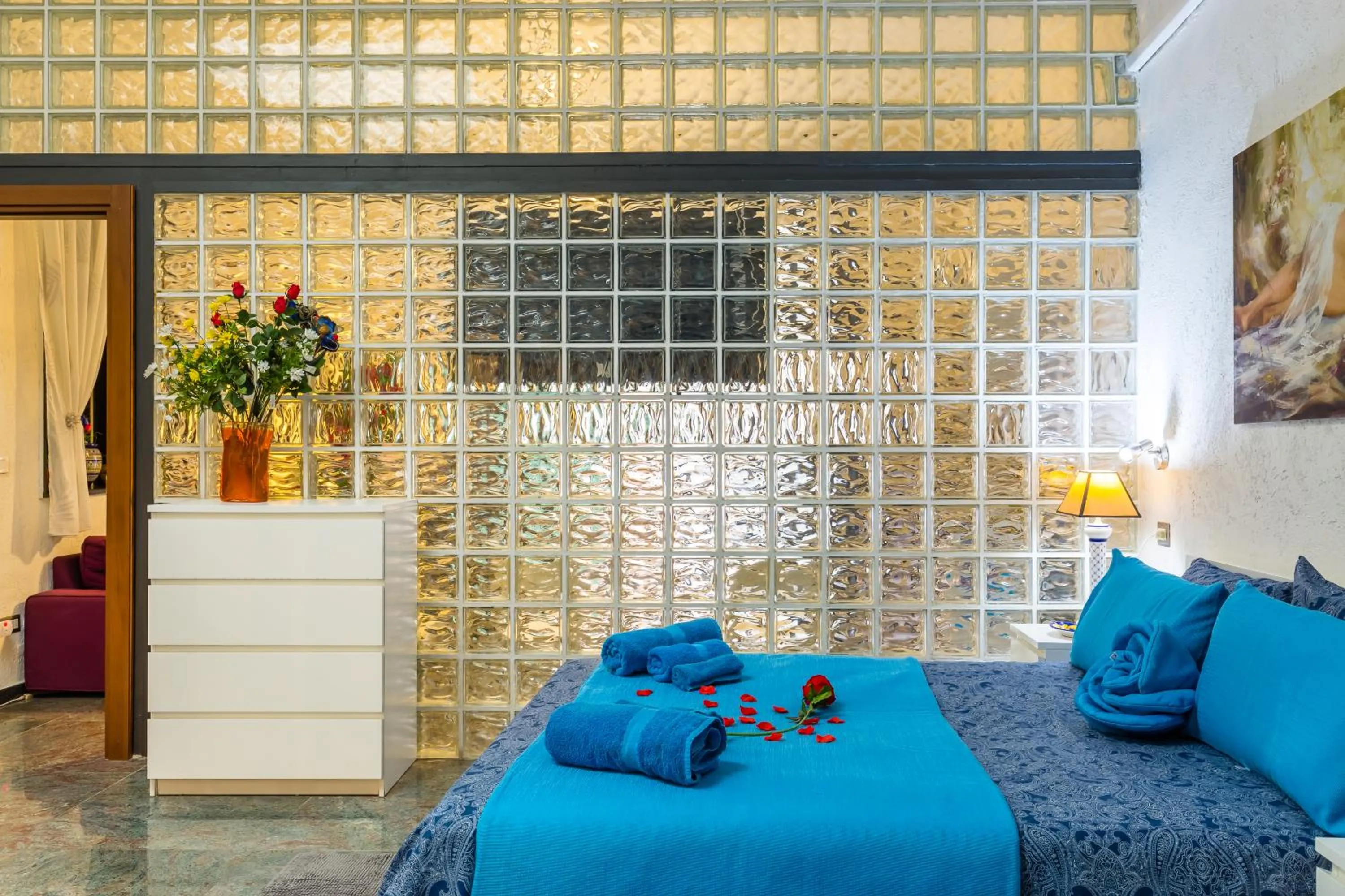 Bed in Museo Filangieri Suite