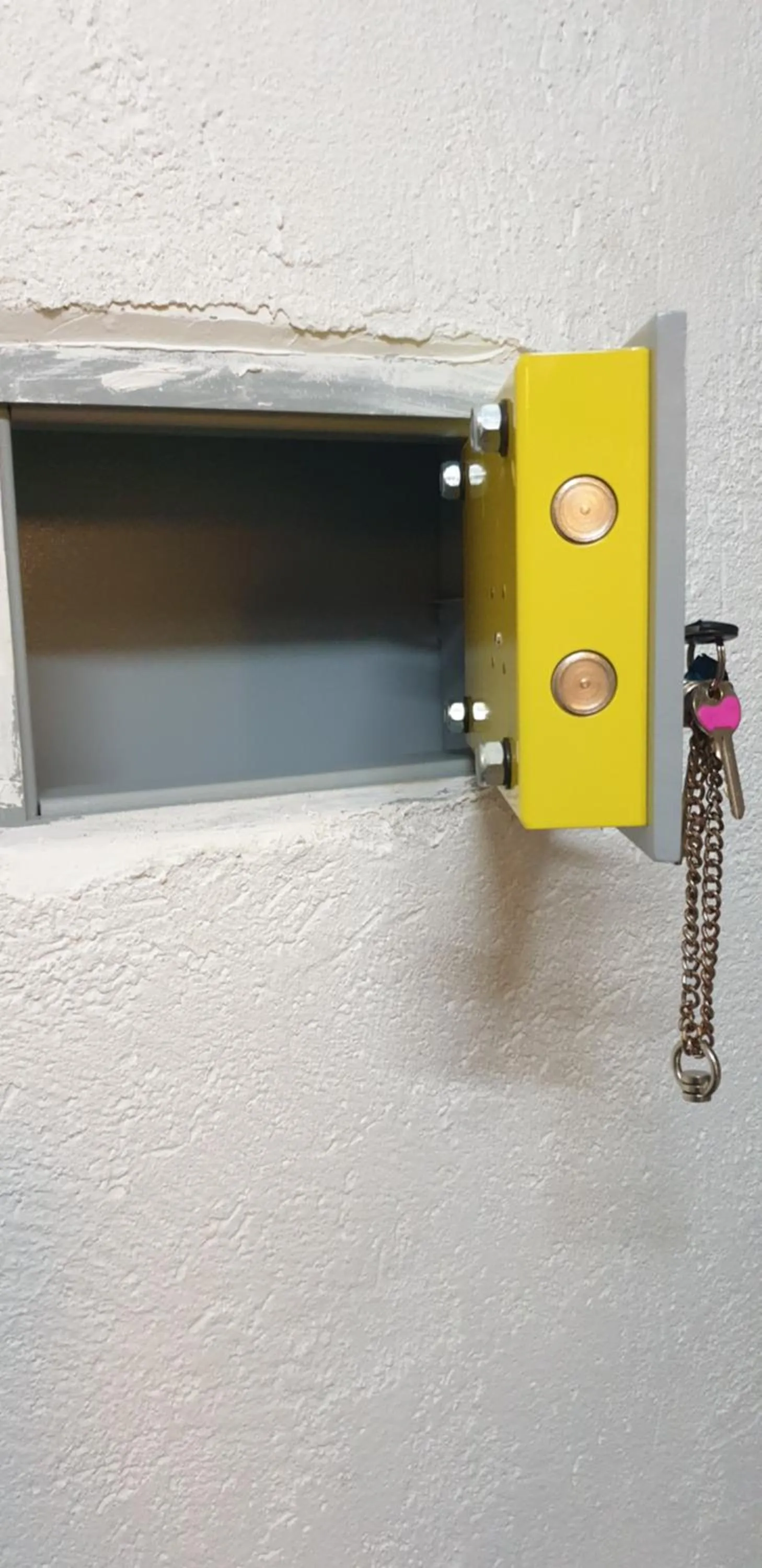 safe in Museo Filangieri Suite