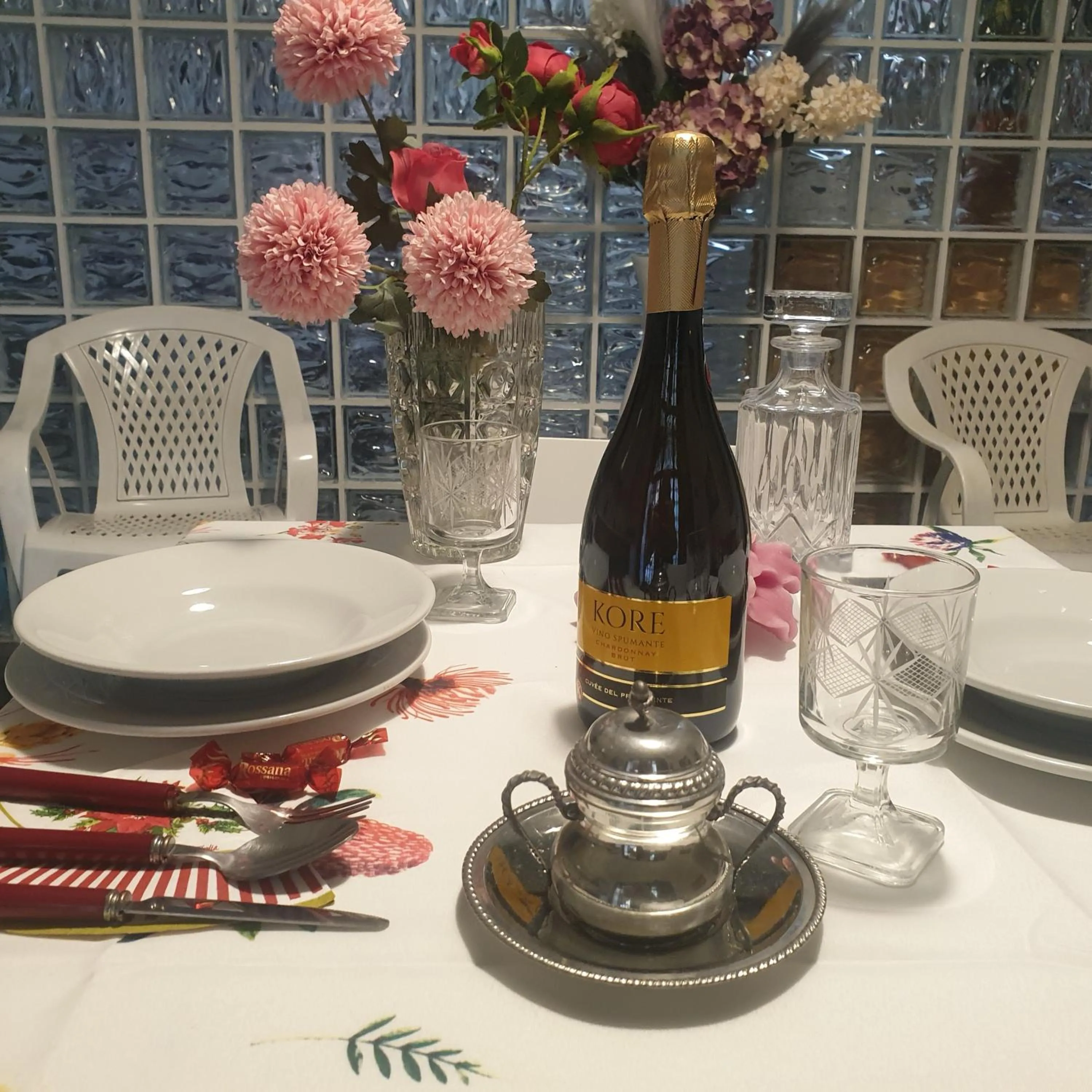 Food and drinks in Museo Filangieri Suite