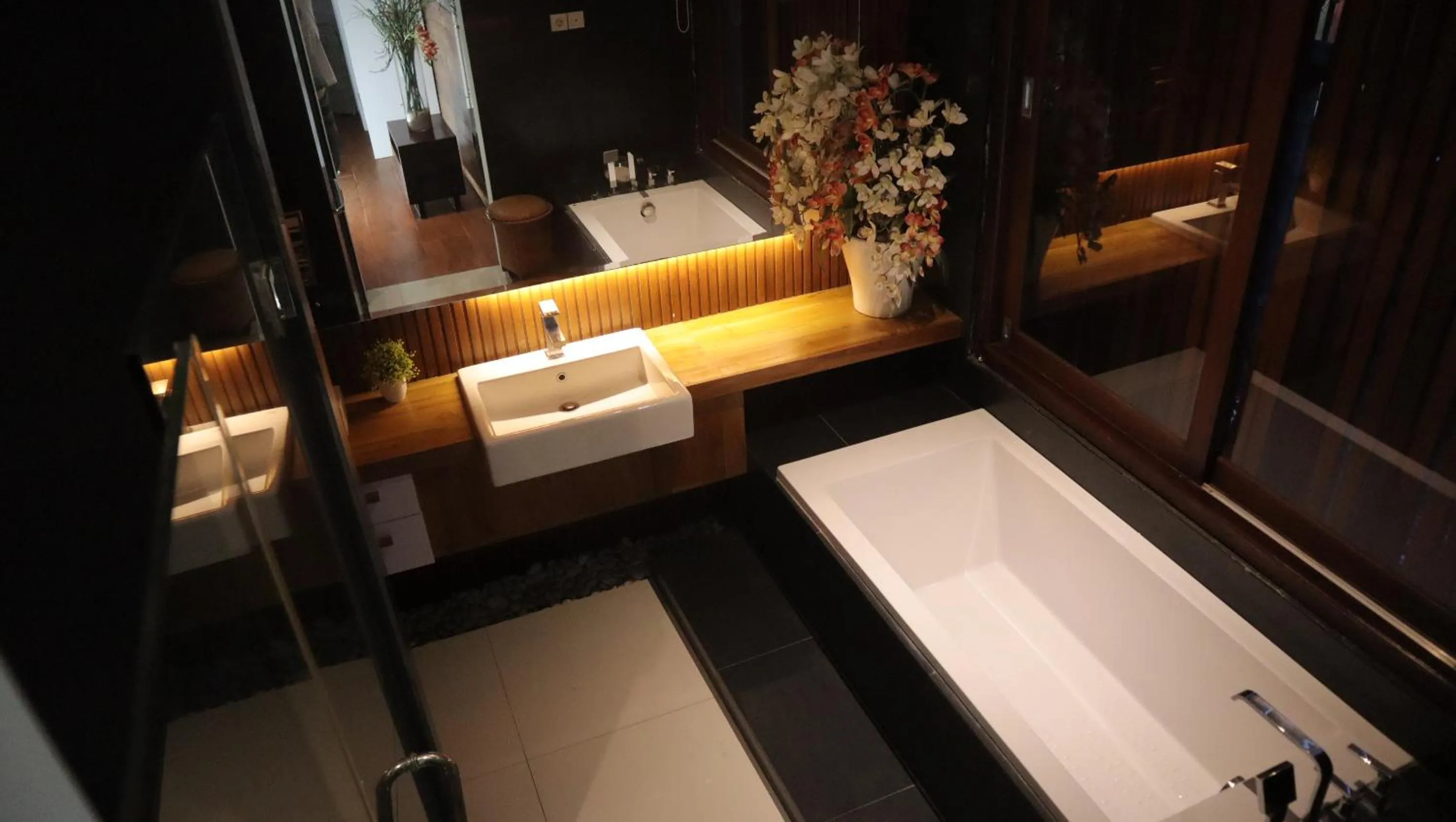 Bathroom in Elmina Villa Bali