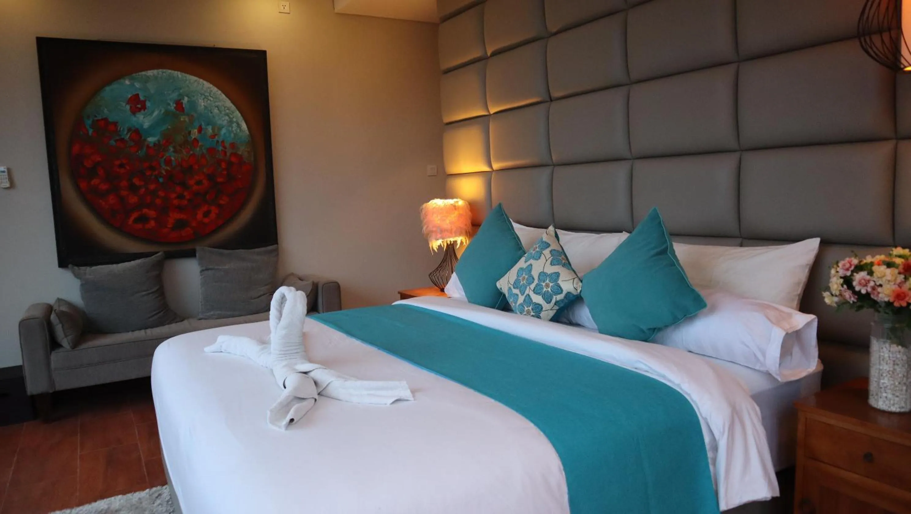 Bed in Elmina Villa Bali