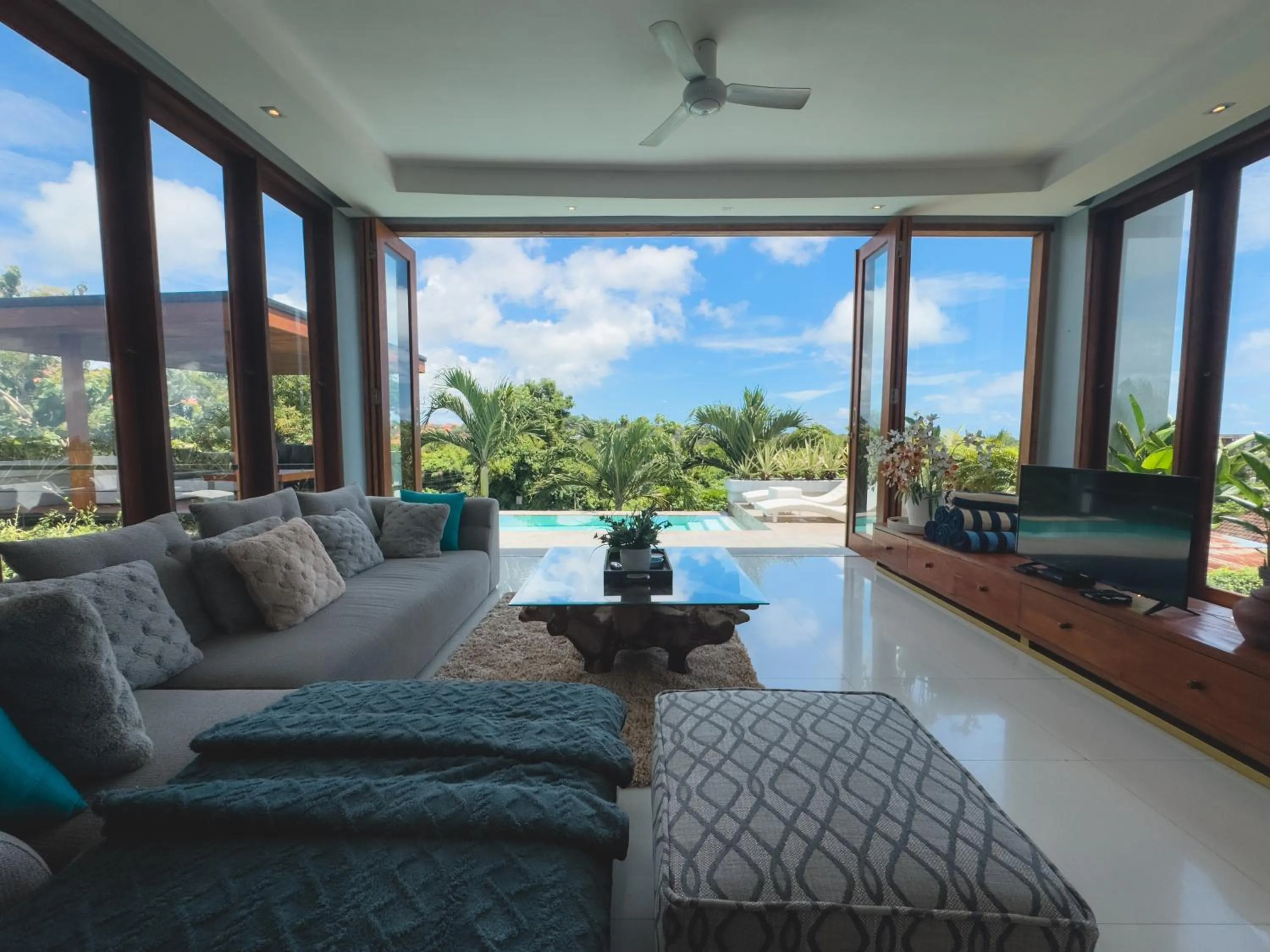 Living room in Elmina Villa Bali