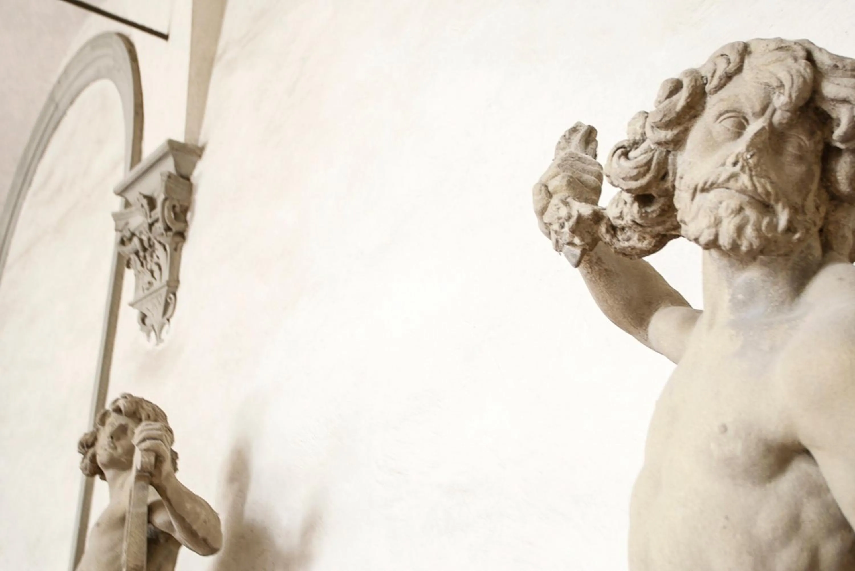 Decorative detail in Palazzo Roselli Cecconi