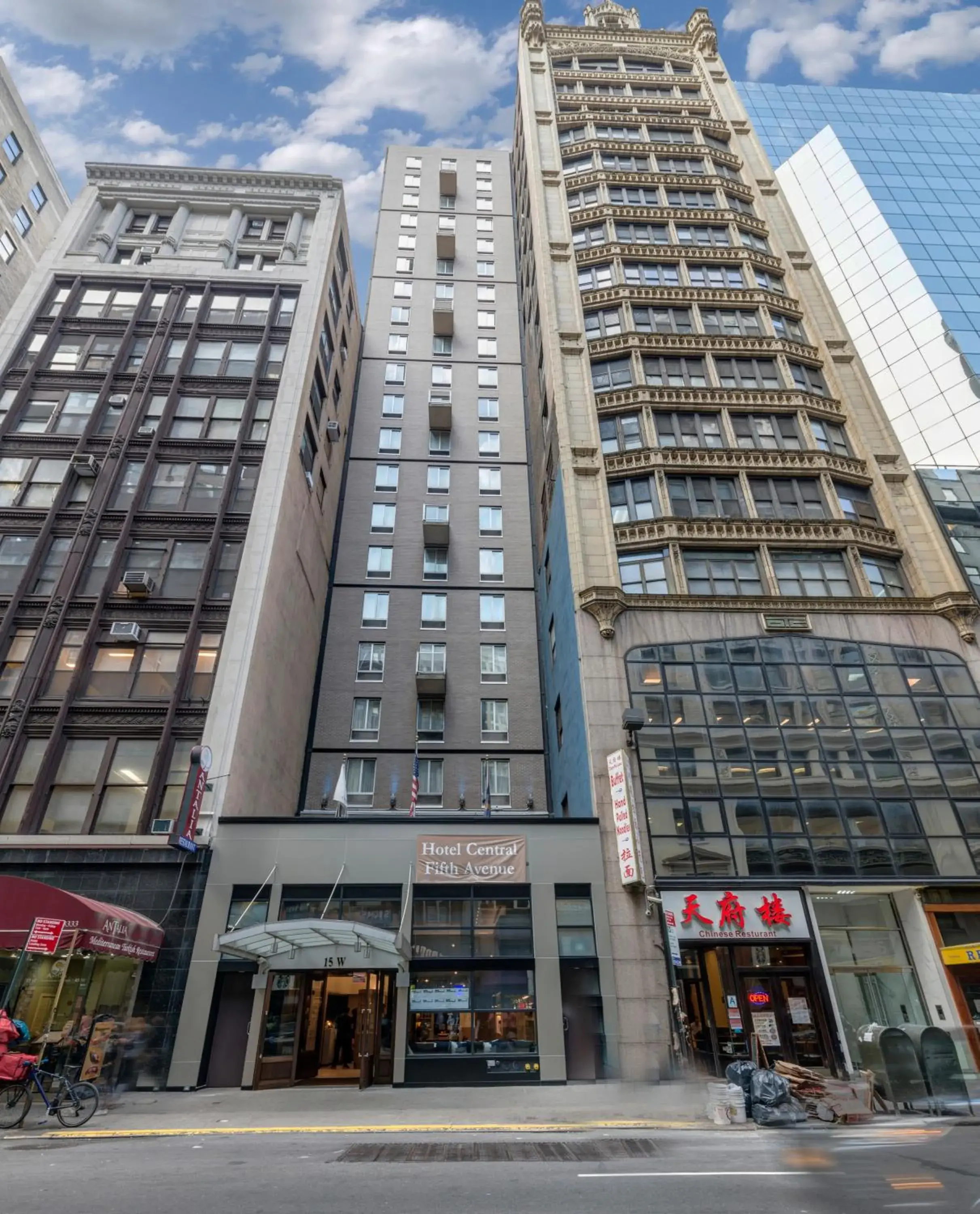 Property building in Citadines Connect Fifth Avenue New York Property building in Citadines Connect Fifth Avenue New York