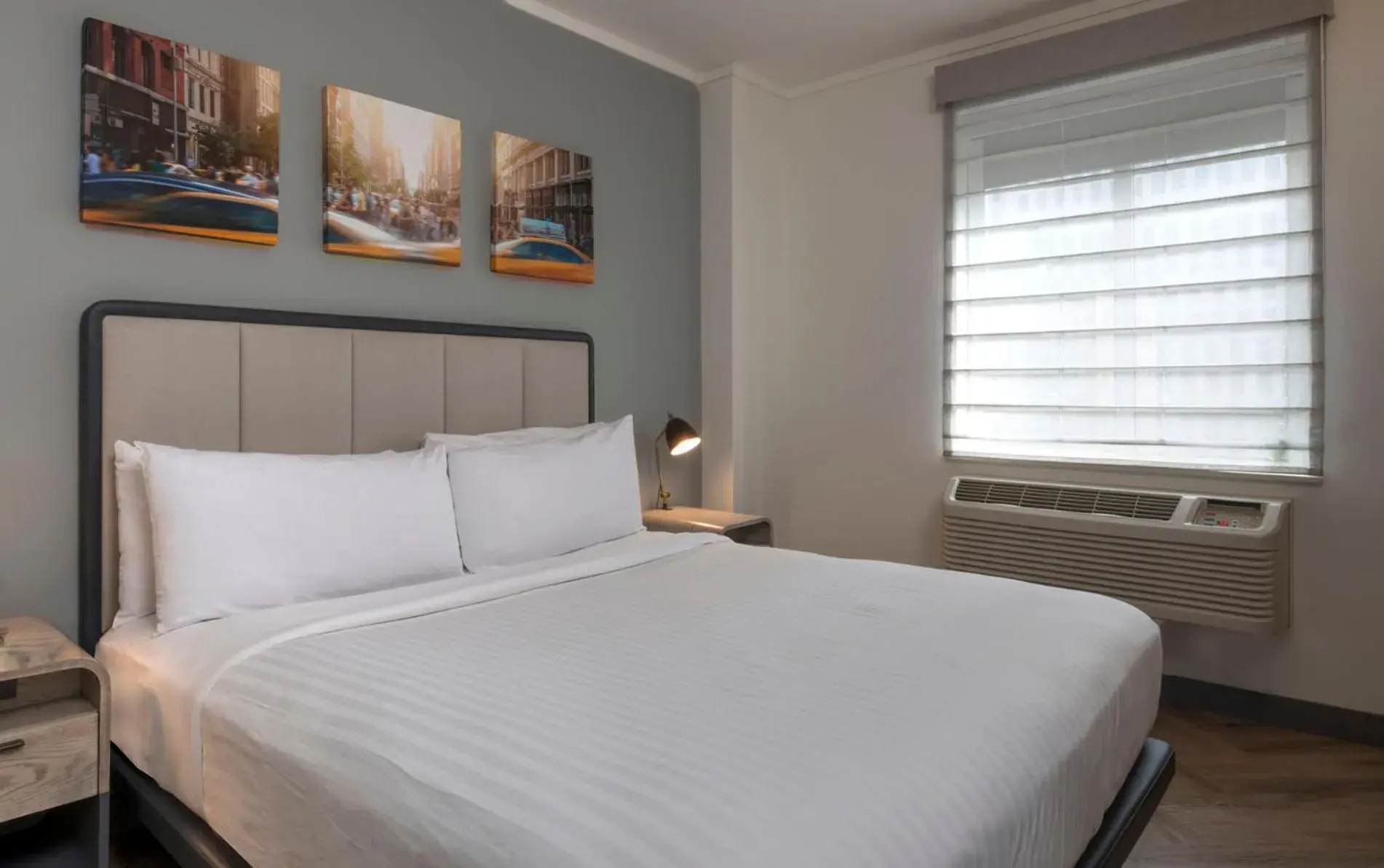 Bed in Citadines Connect Fifth Avenue New York Bed in Citadines Connect Fifth Avenue New York