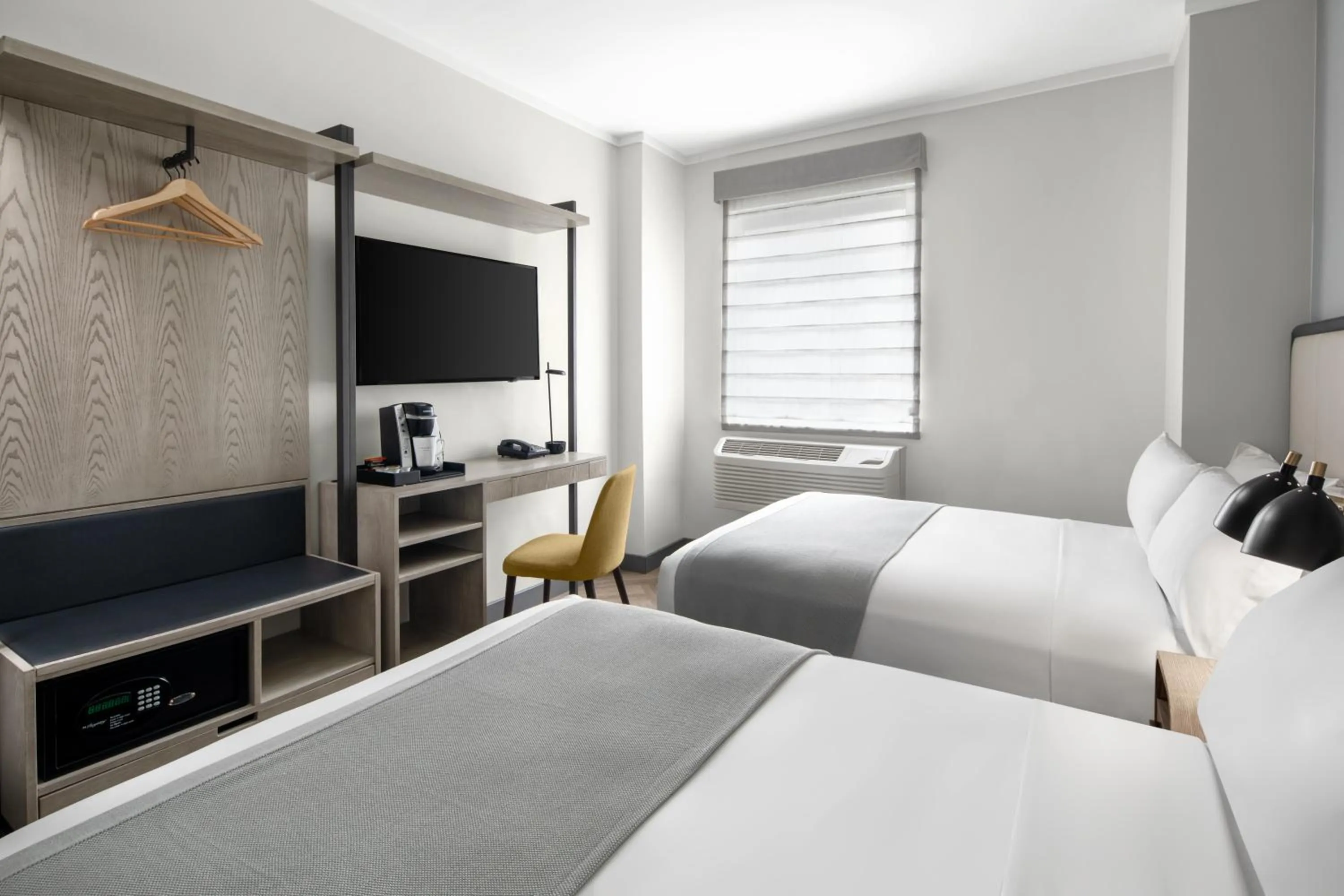 Bed in Citadines Connect Fifth Avenue New York