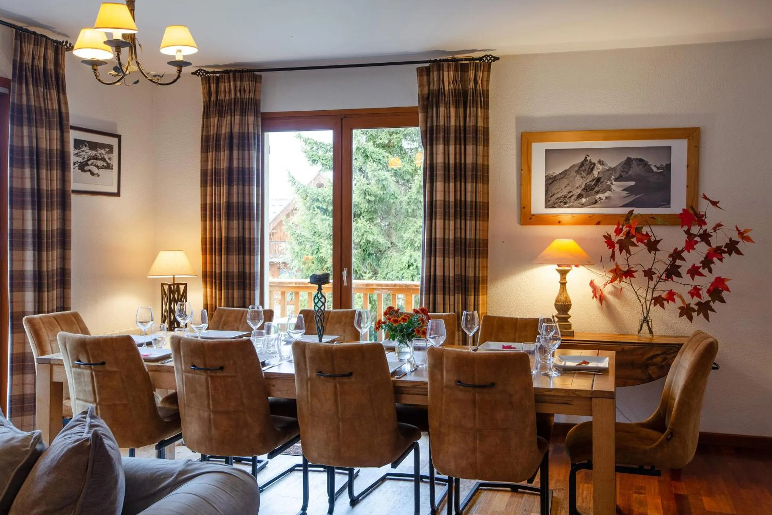 Ski Peak - Chalet Lucette - bijoux style 200m from the piste