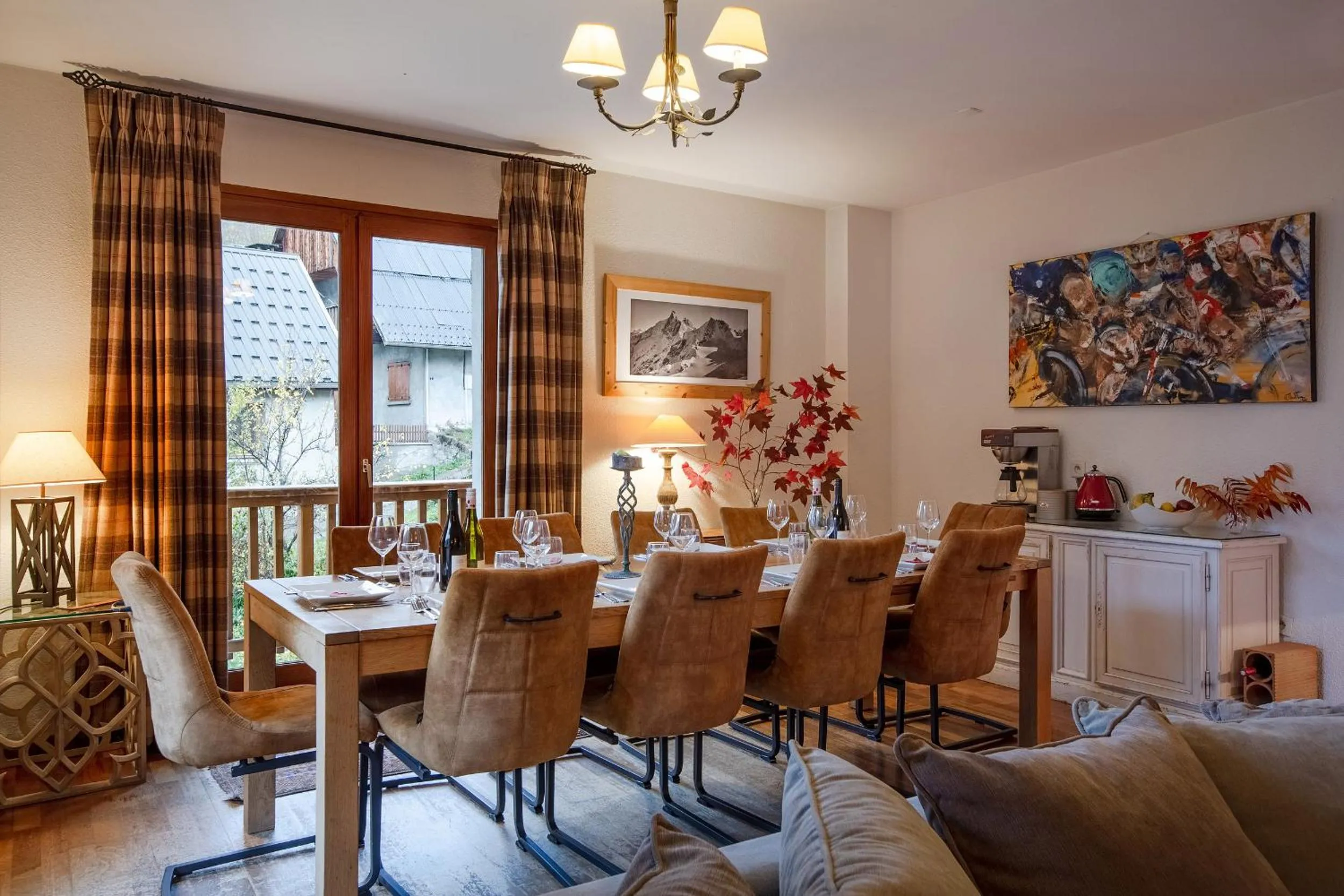 Ski Peak - Chalet Lucette - bijoux style 200m from the piste