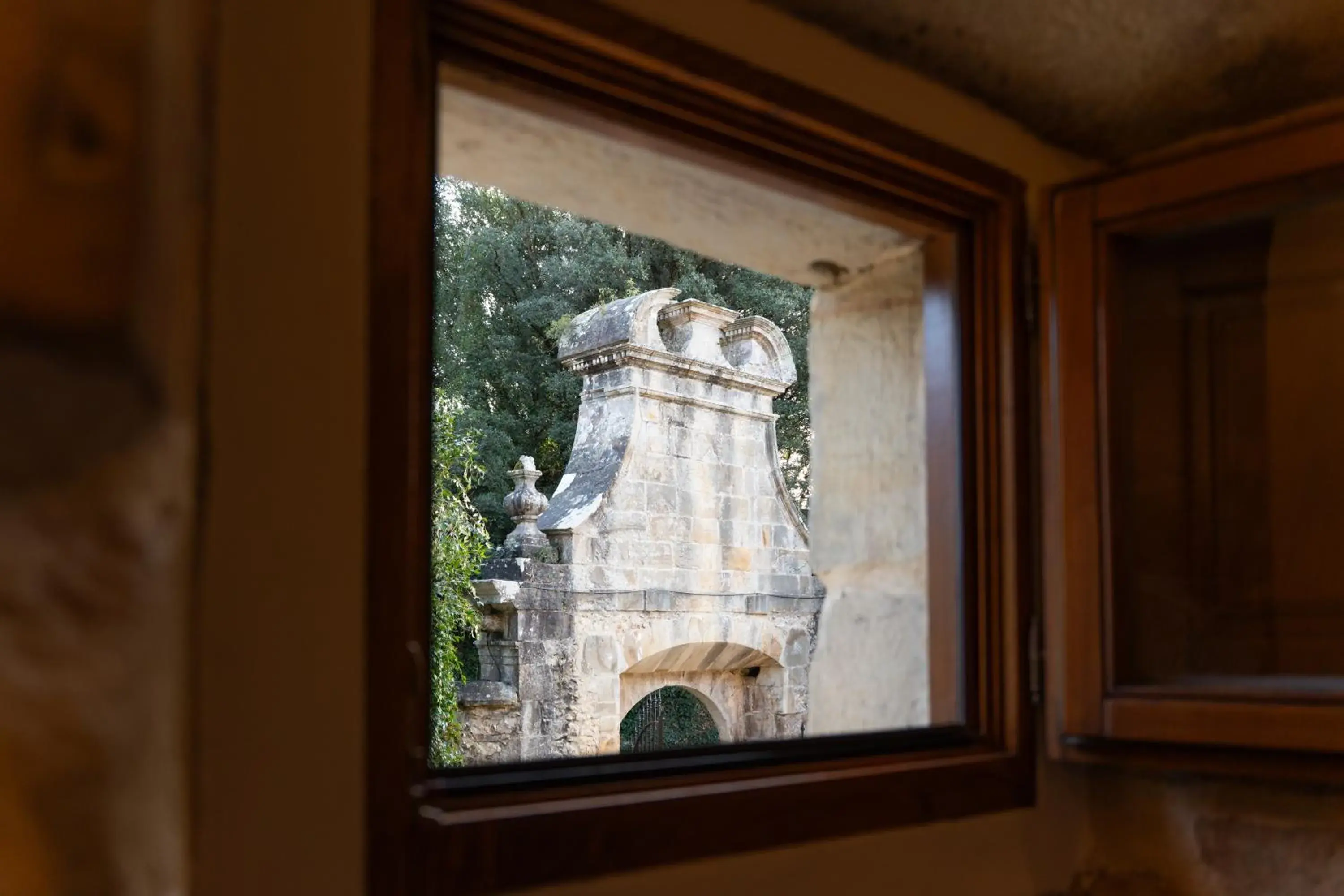 Garden view in Palacio de Arce Garden view in Palacio de Arce