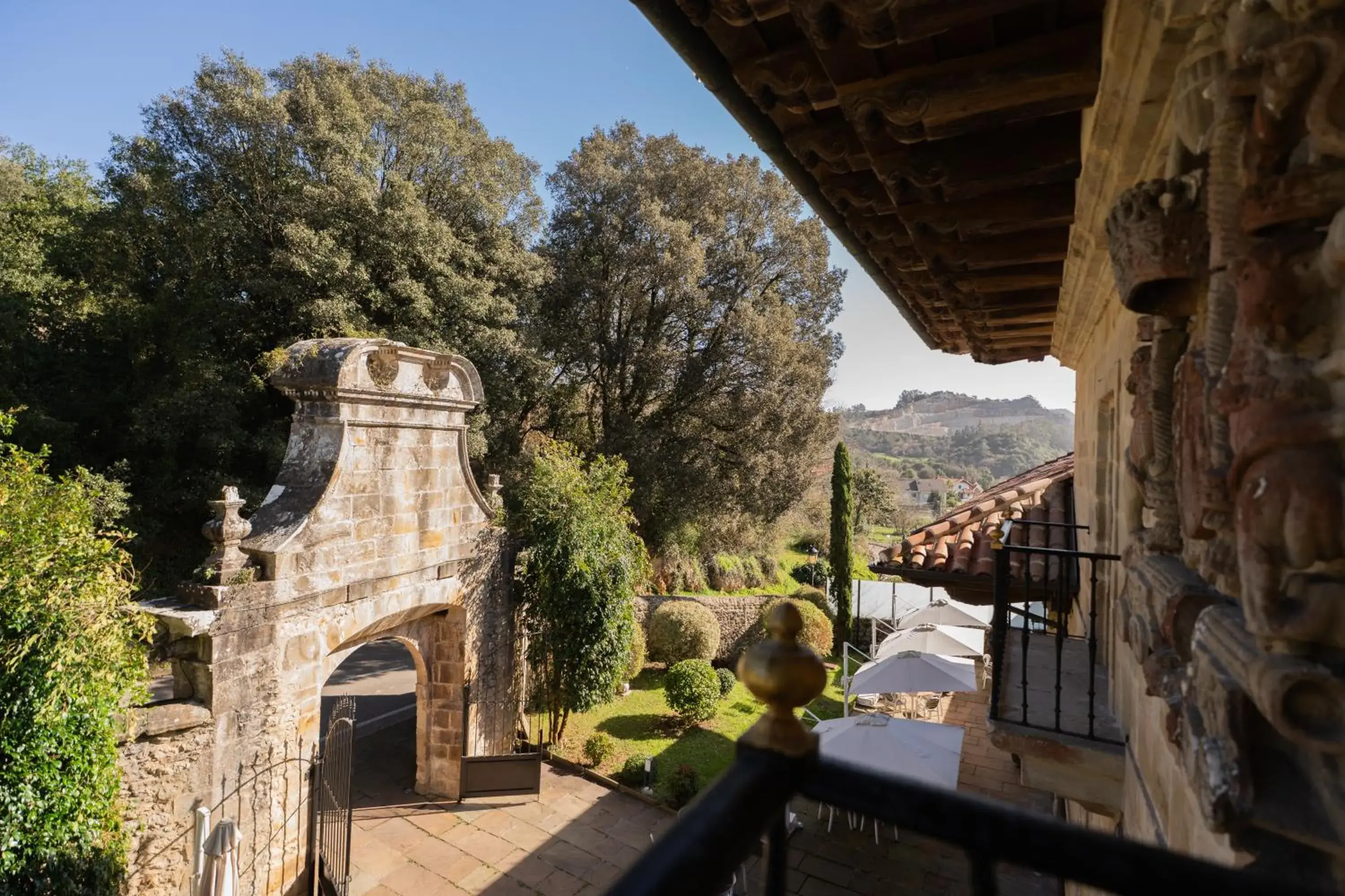 Garden view in Palacio de Arce Garden view in Palacio de Arce