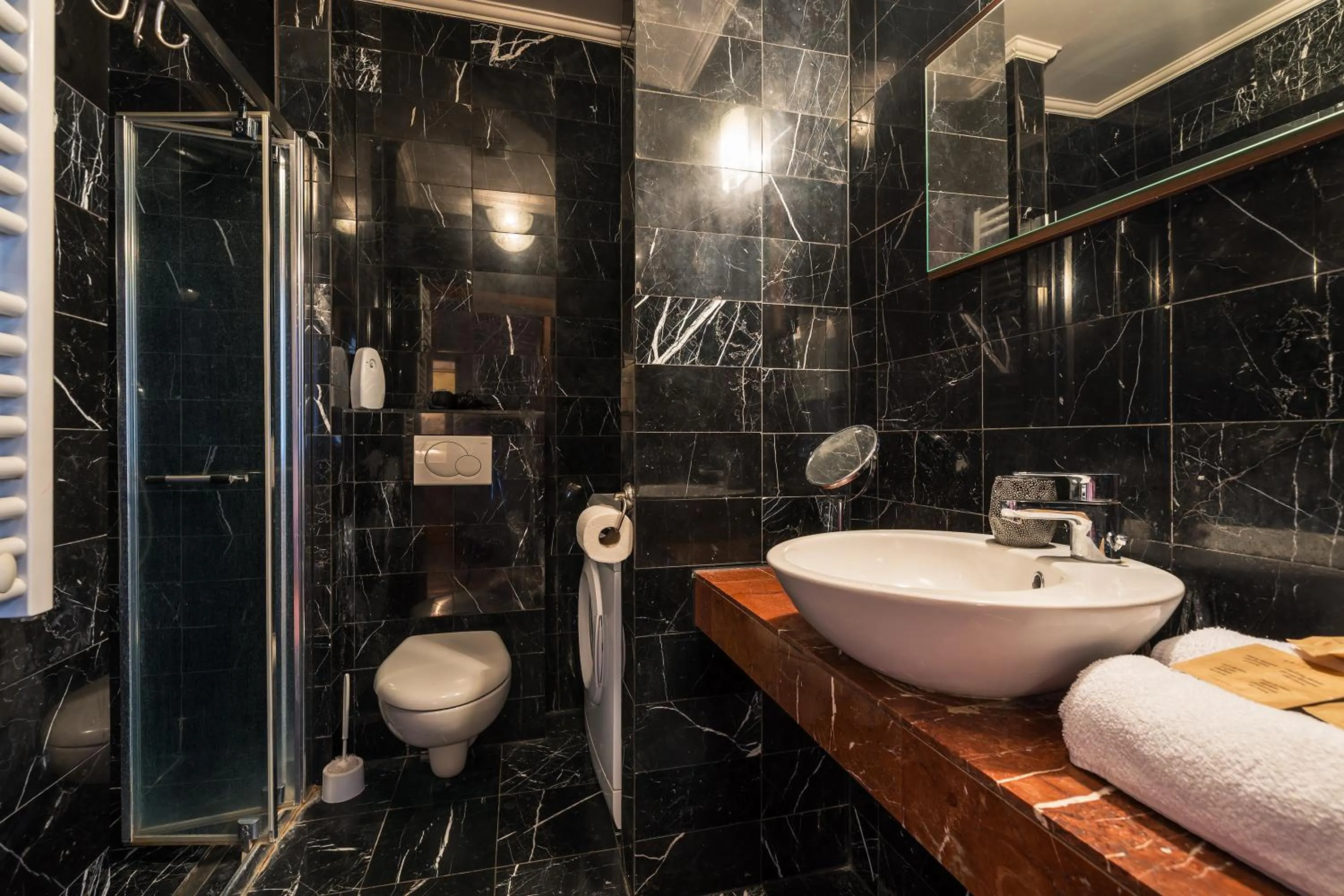 Bathroom in Mala Italia Apartments