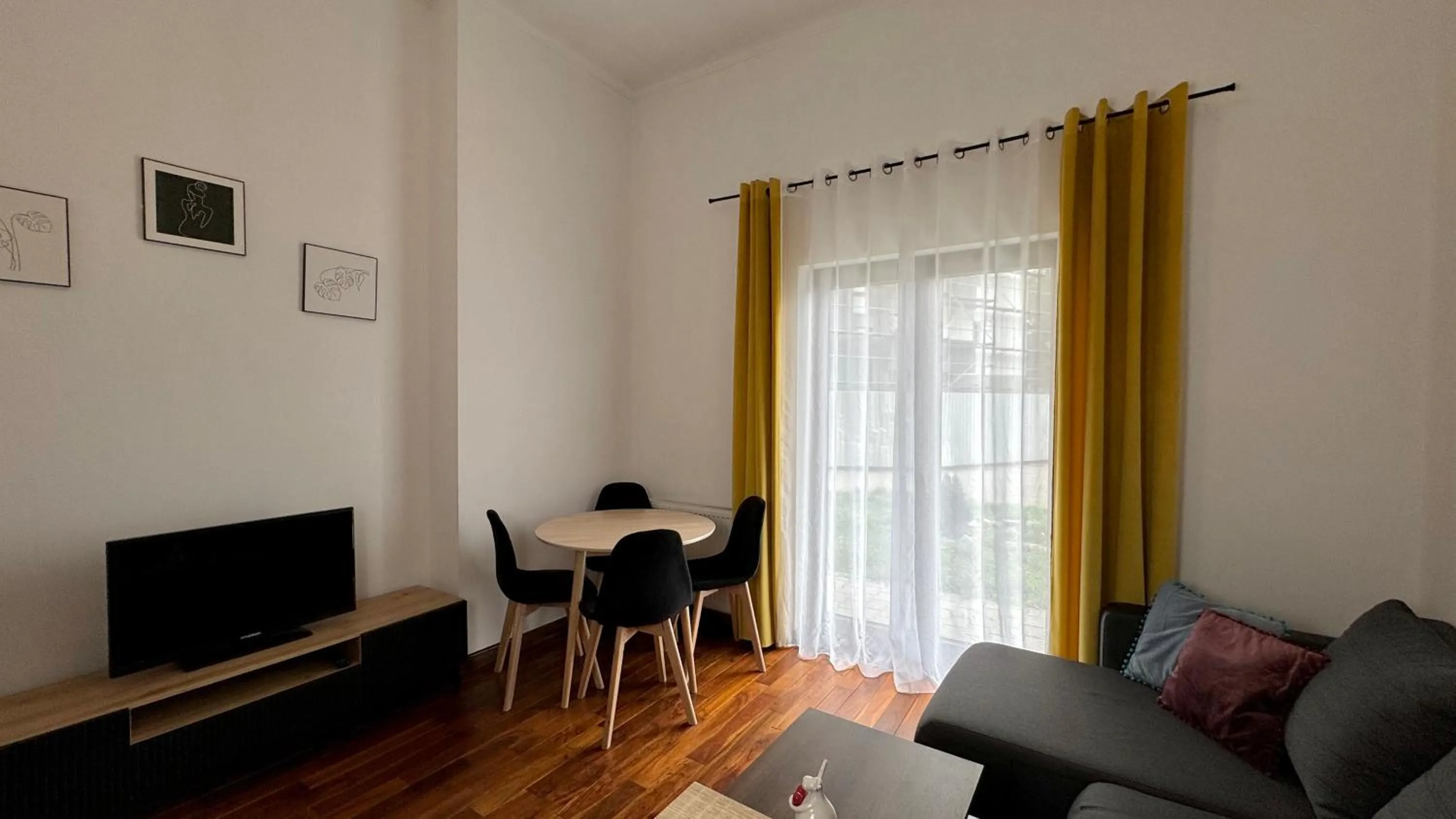 Living room in Mala Italia Apartments