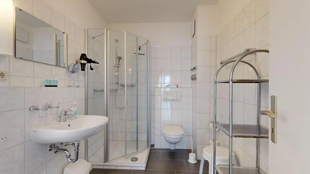 Bathroom in Appartementhaus Binzer Sterne