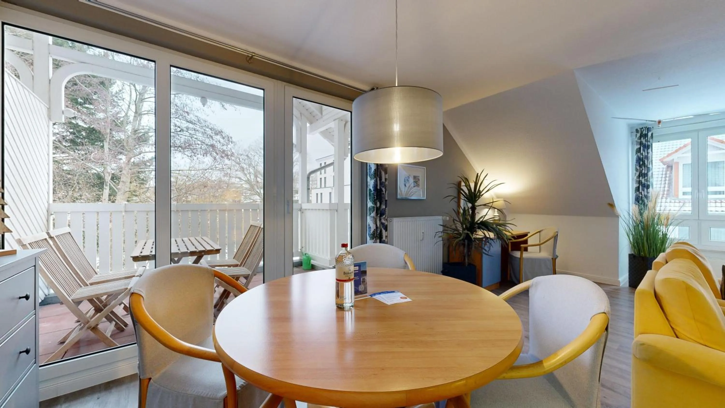Dining area in Appartementhaus Binzer Sterne
