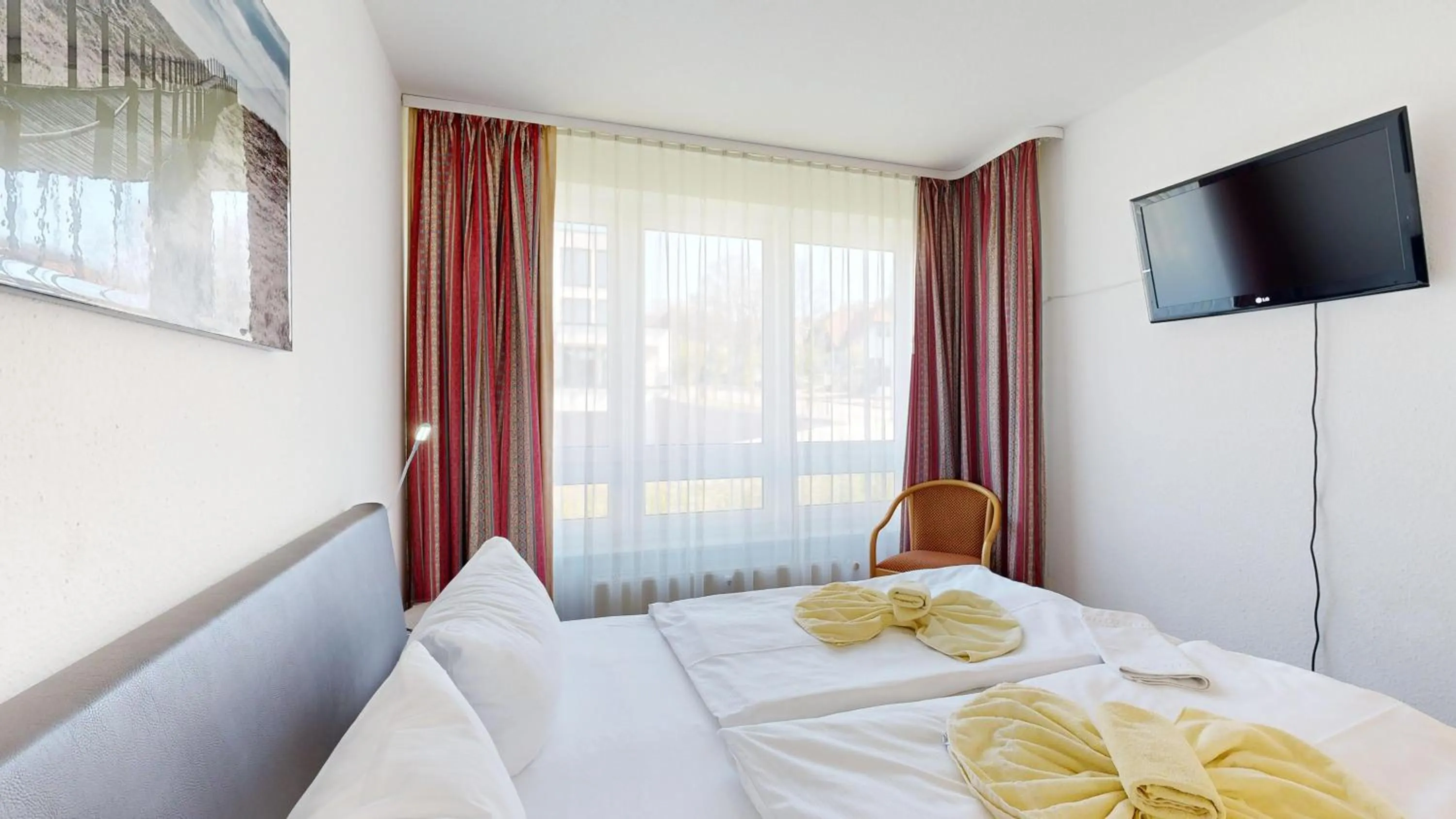 TV and multimedia, Bed in Appartementhaus Binzer Sterne