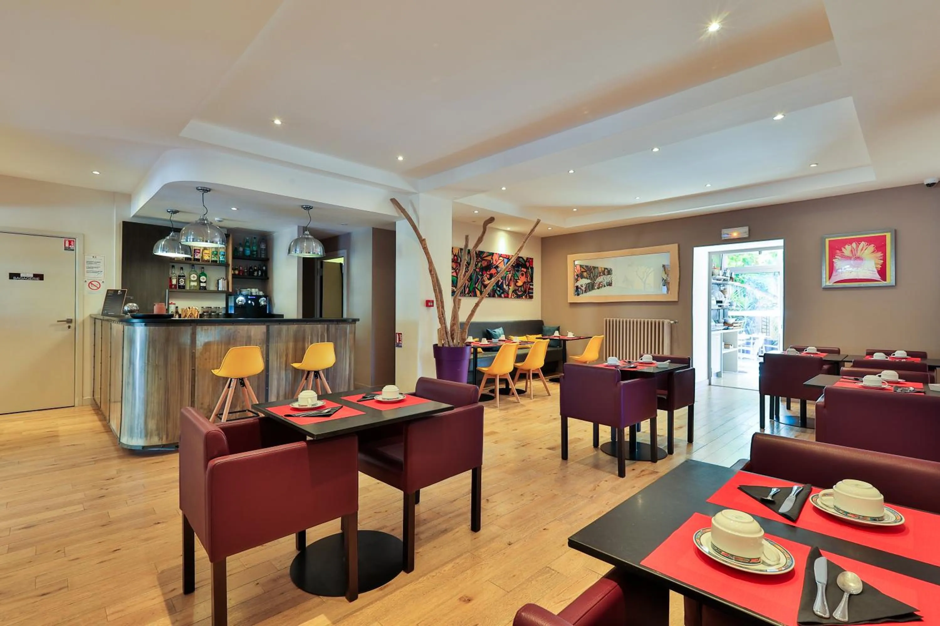 Breakfast in Hôtel Provençal