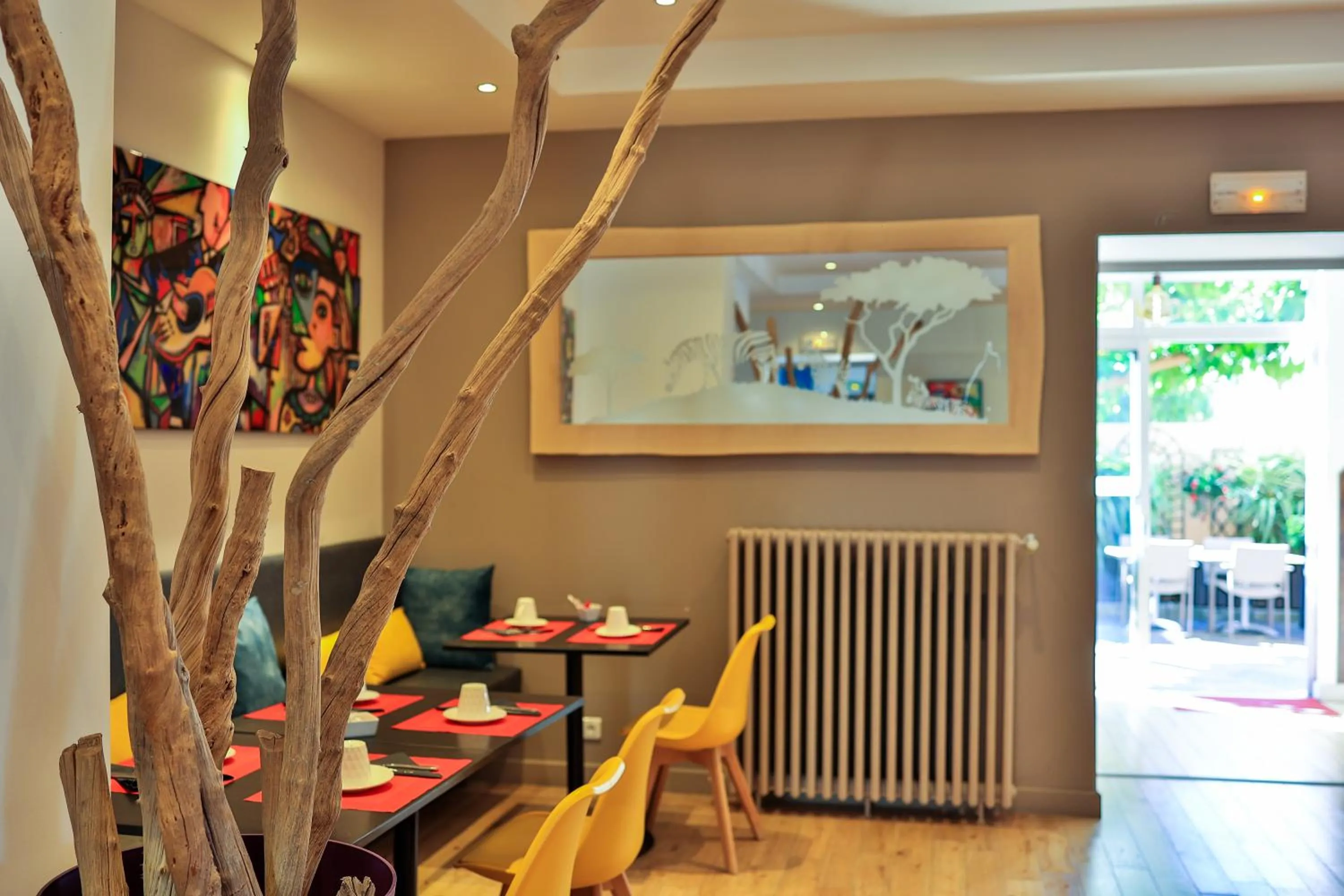 Breakfast in Hôtel Provençal