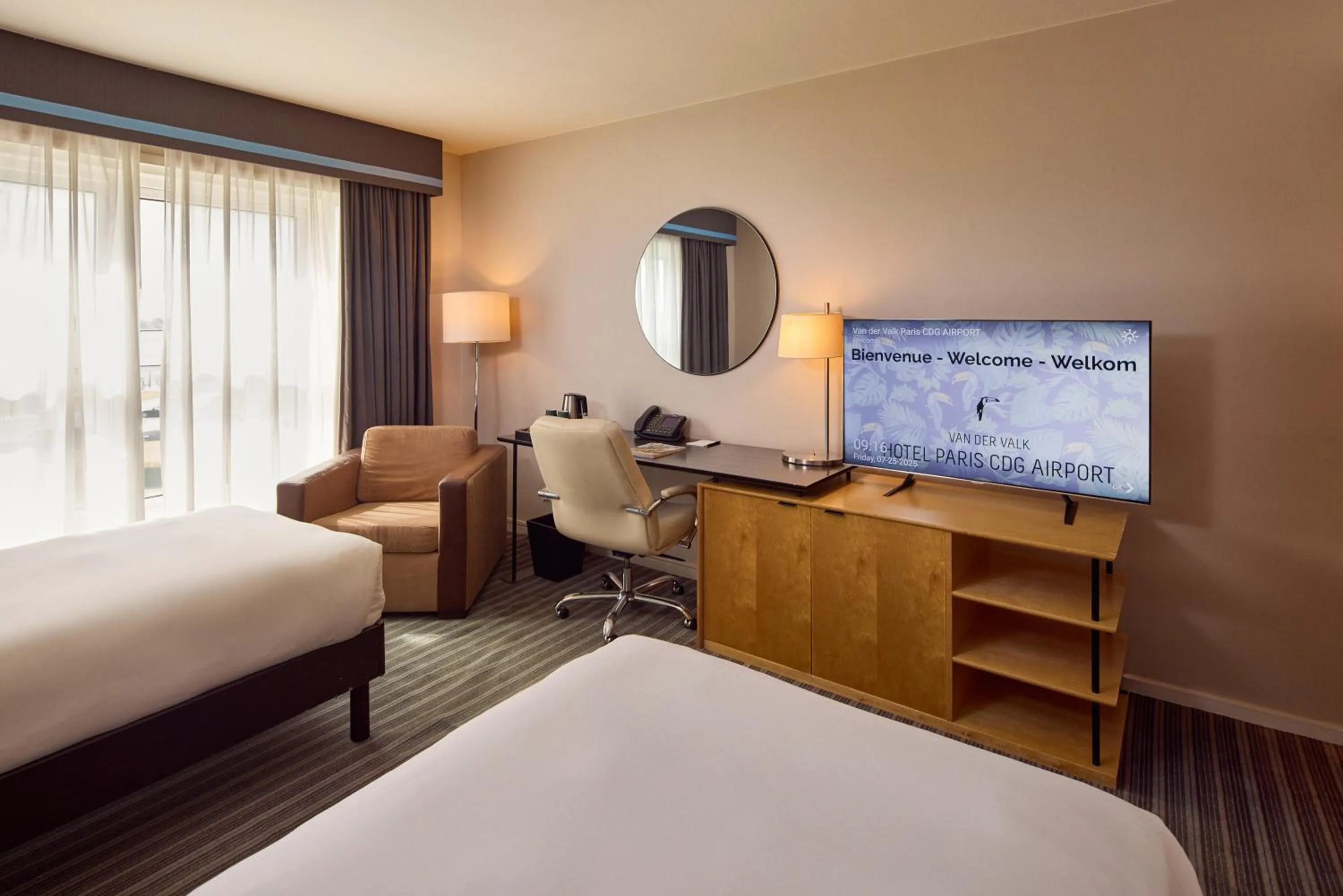 TV and multimedia, Bed in Van der Valk Hotel Paris CDG Airport