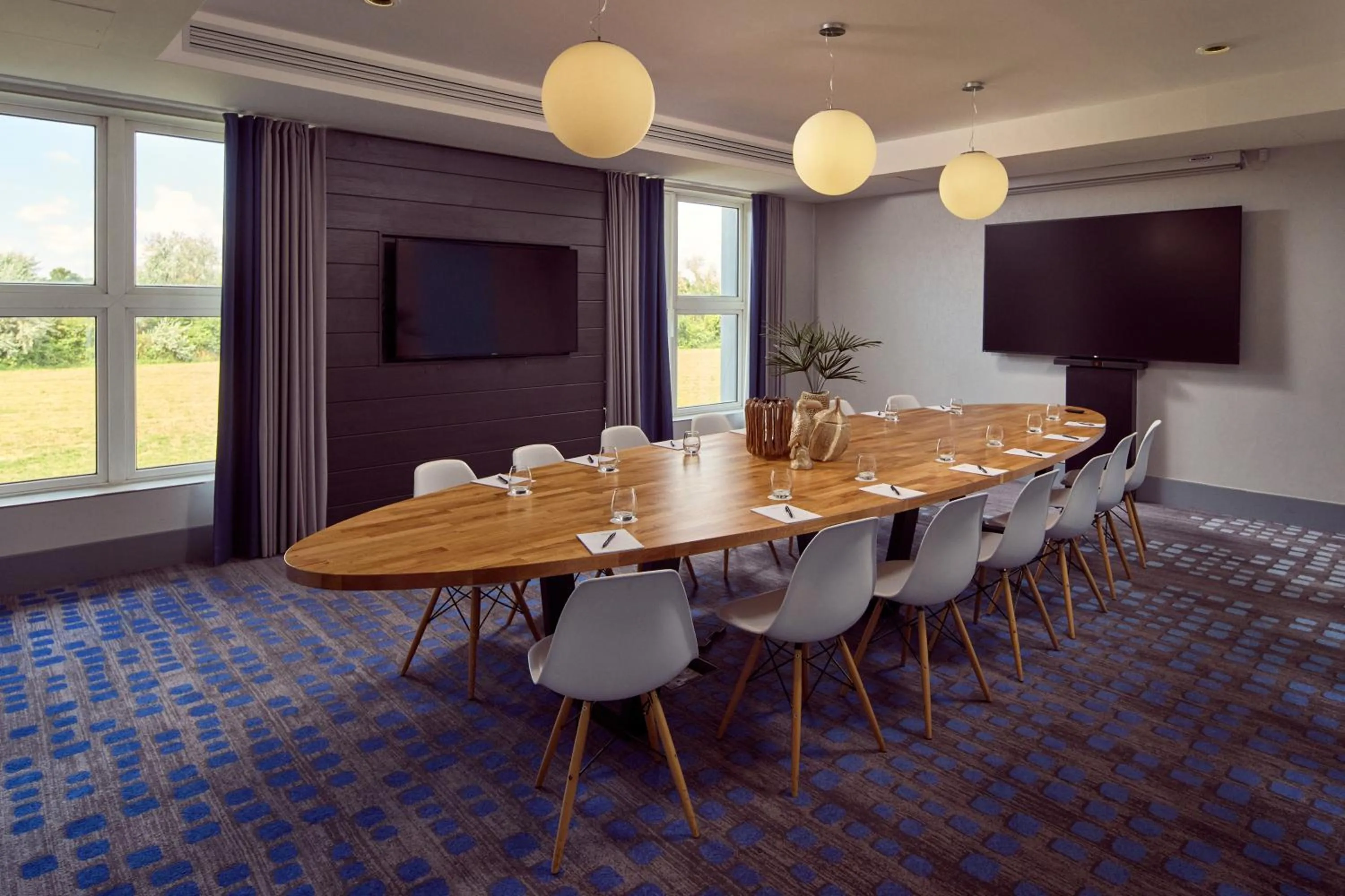 Meeting/conference room in Van der Valk Hotel Paris CDG Airport