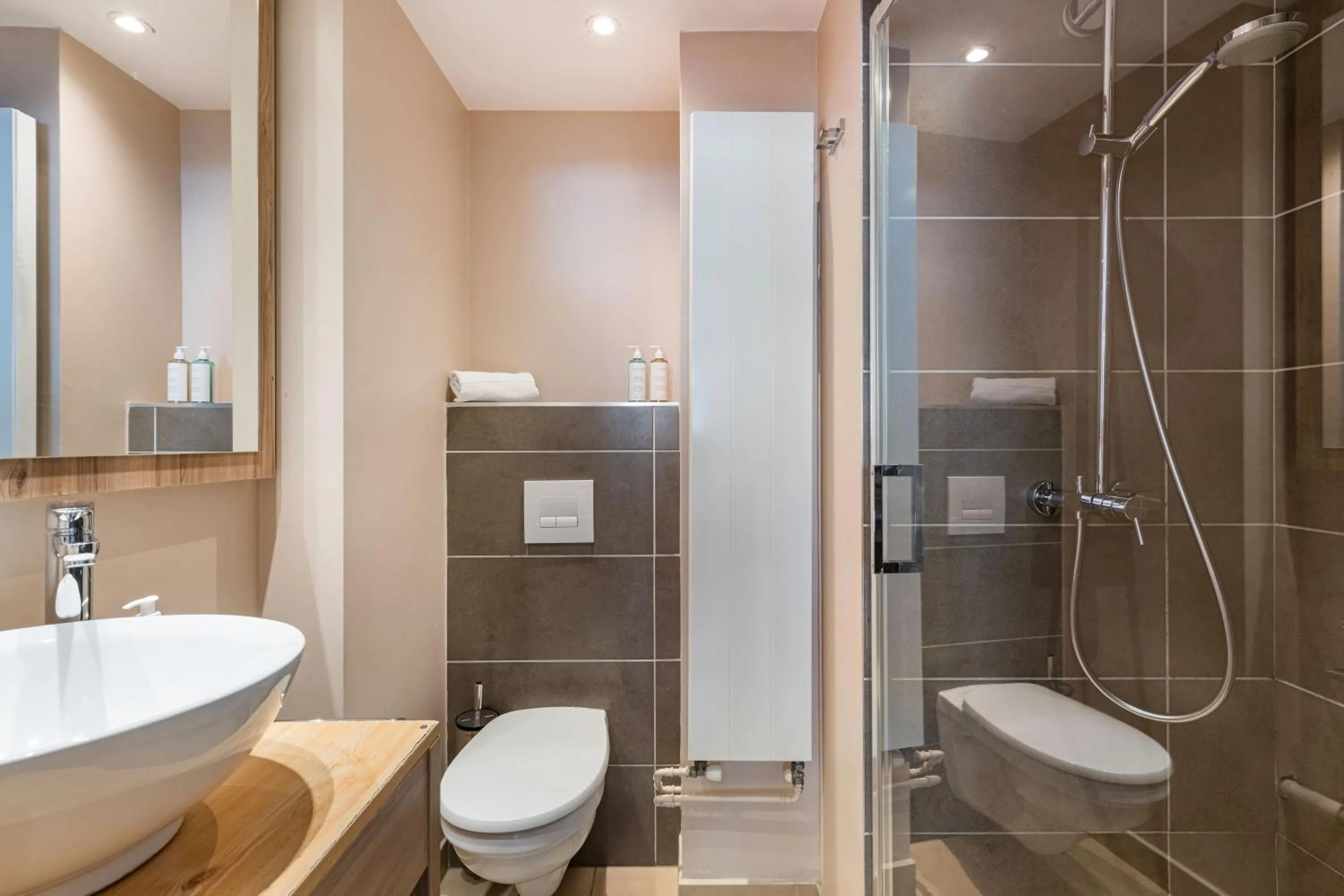 Bathroom in Hôtel Vallée Blanche