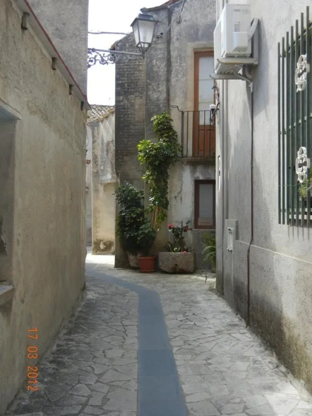 Property building in B&B Amphisya