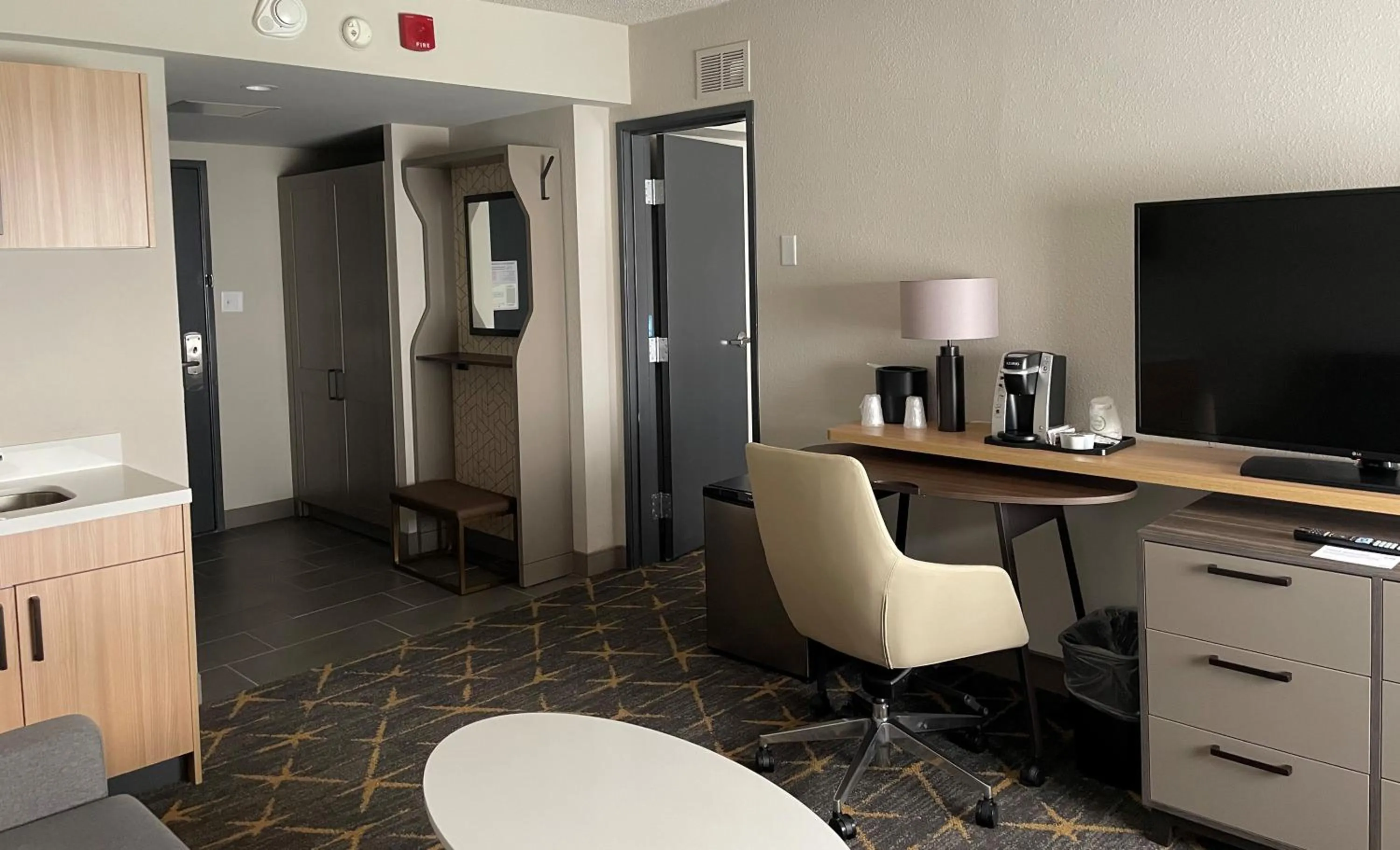 TV and multimedia in Holiday Inn Hotel & Suites Chicago - Downtown by IHG