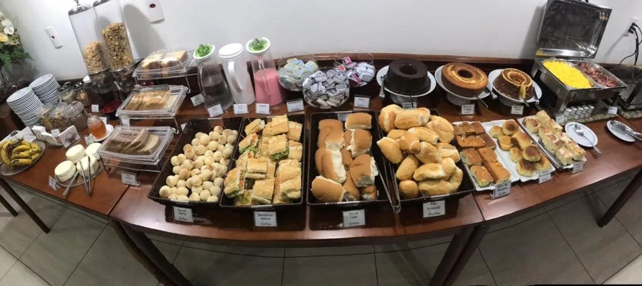 Breakfast in Hotel Garrafão Boituva - 5 min da Rod Castelo Branco KM 116