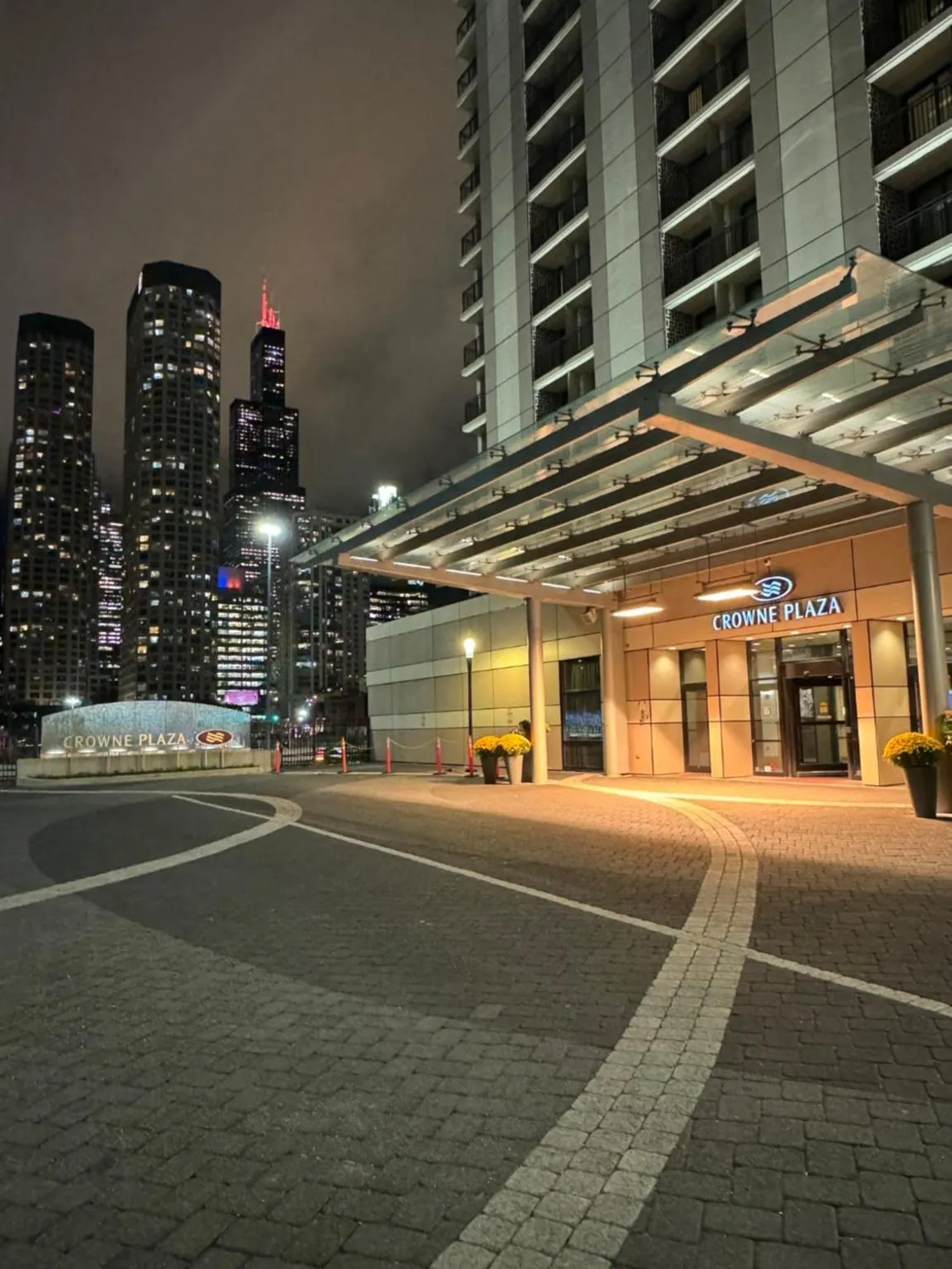 Property building in Crowne Plaza - Chicago West Loop by IHG