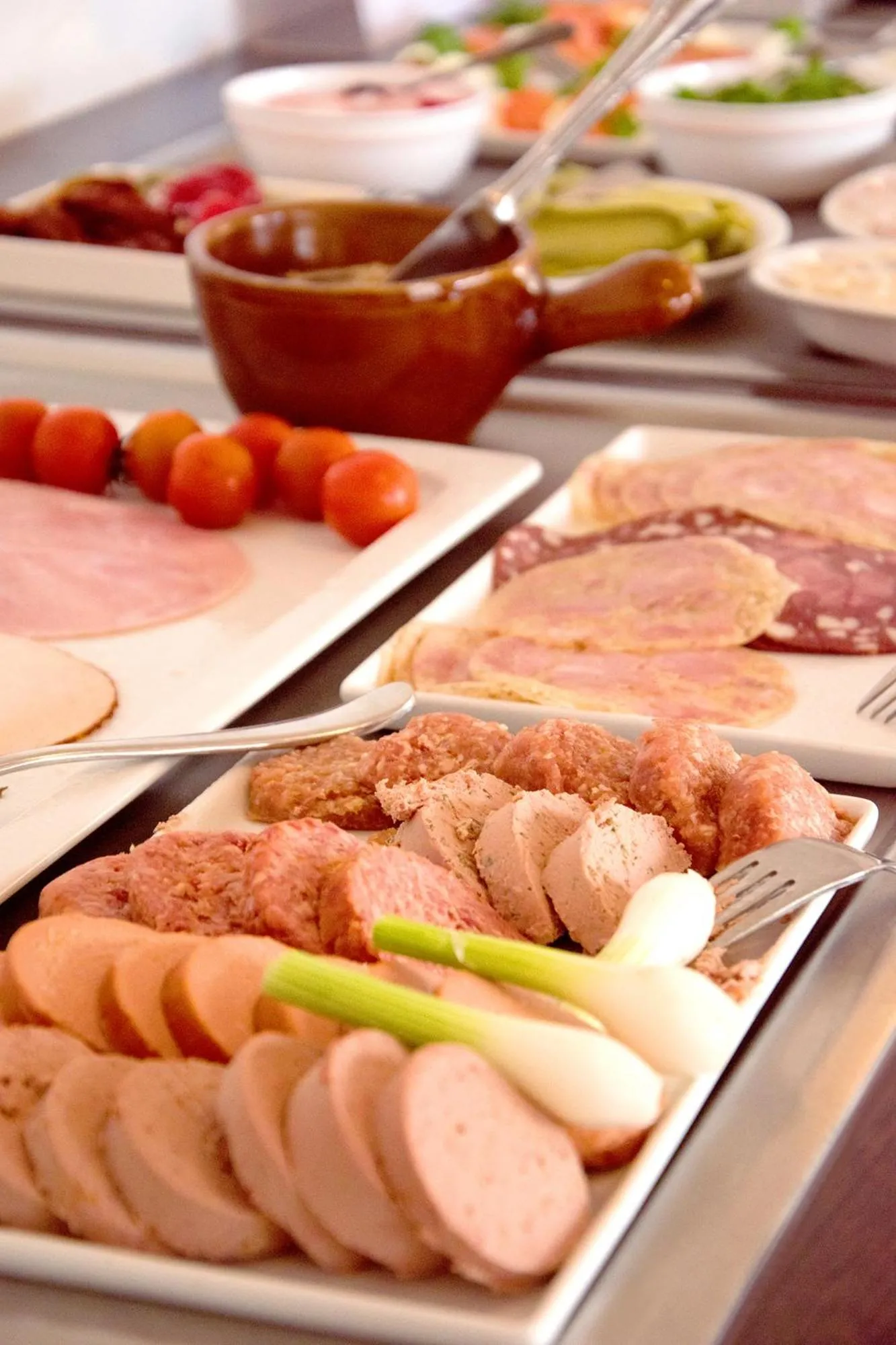 Buffet breakfast in Villa Auszeit Hotel Garni