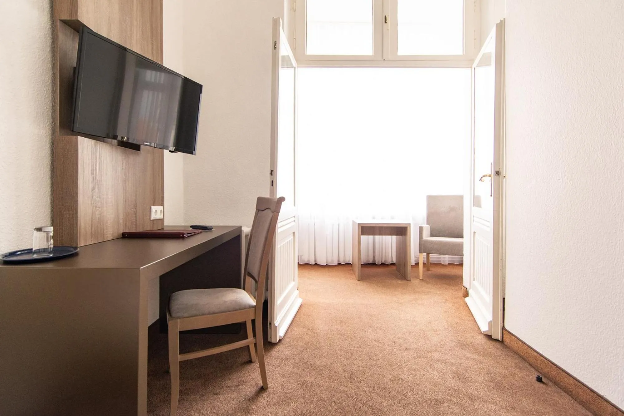 Photo of the whole room in Villa Auszeit Hotel Garni