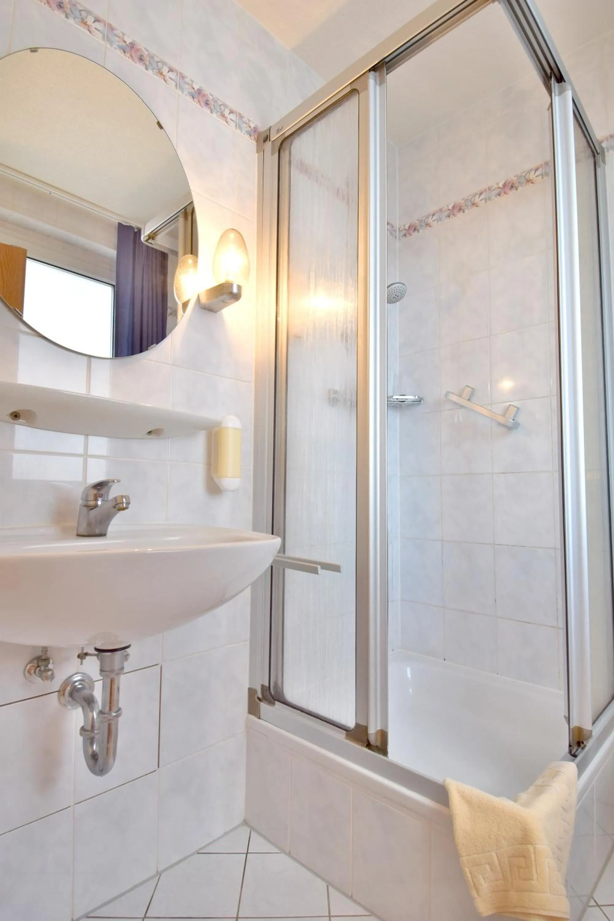 Bathroom in Villa Auszeit Hotel Garni