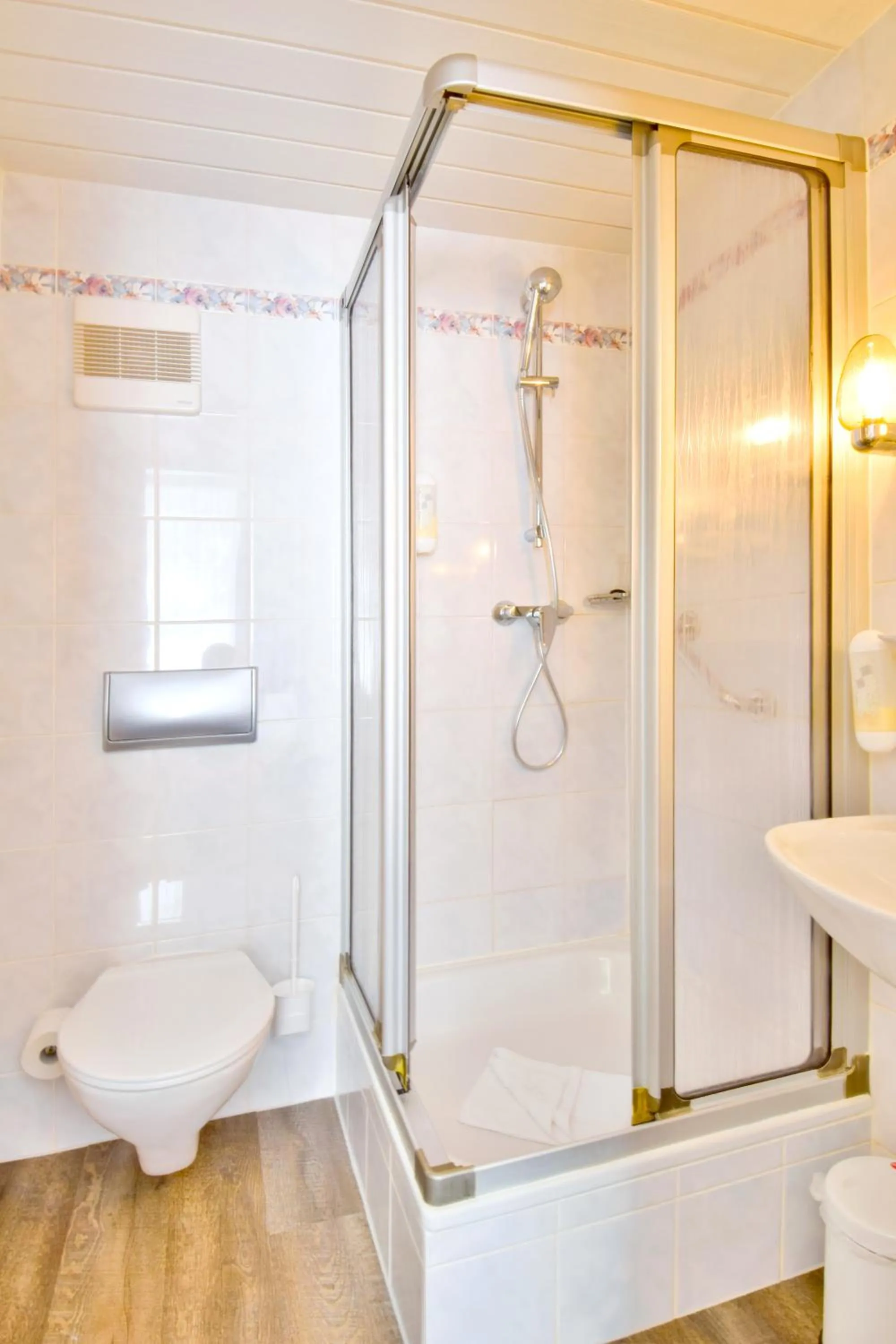 Bathroom in Villa Auszeit Hotel Garni