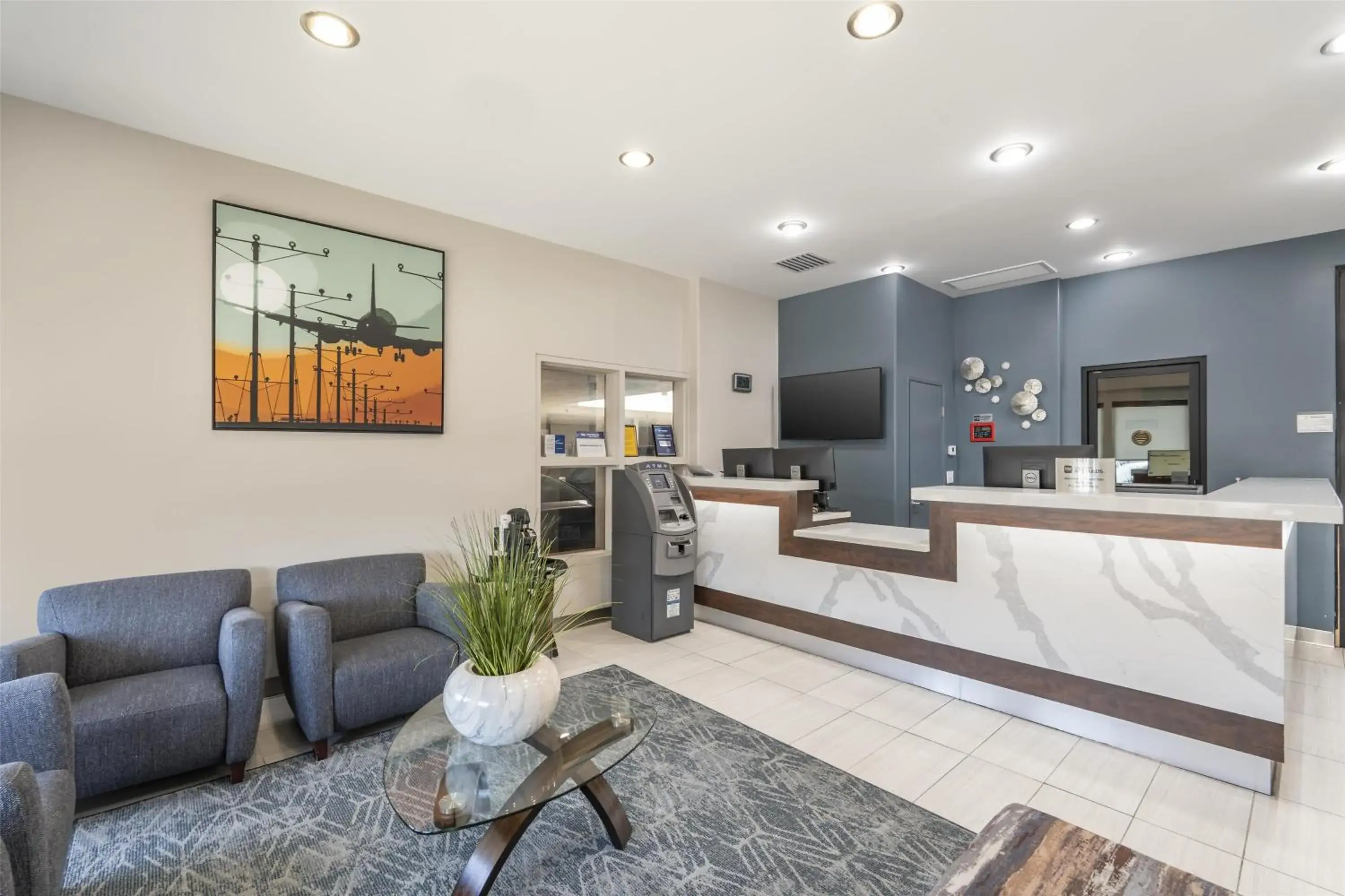 Lobby or reception in Best Western Airport Plaza Inn Hotel - Los Angeles LAX Lobby or reception in Best Western Airport Plaza Inn Hotel - Los Angeles LAX