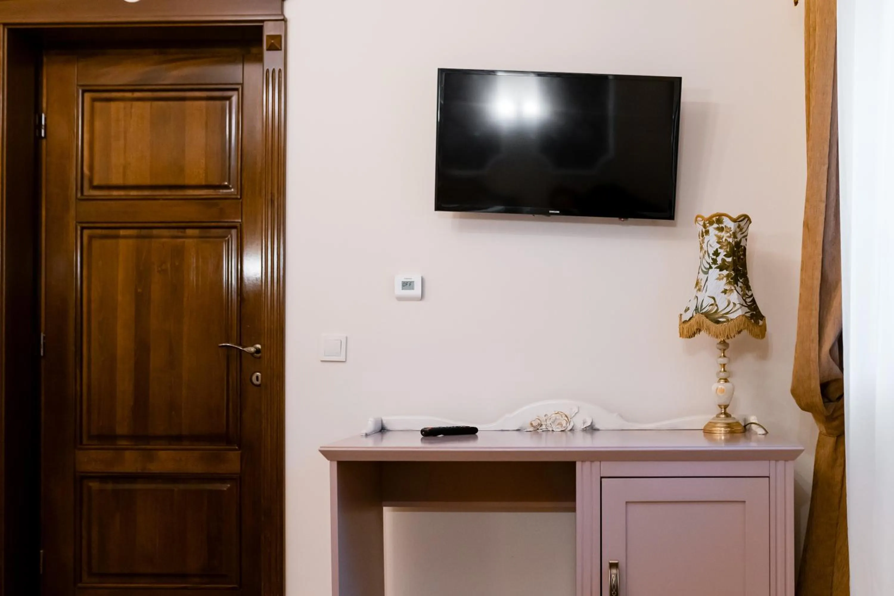 TV and multimedia in Rosen Villa Sibiu