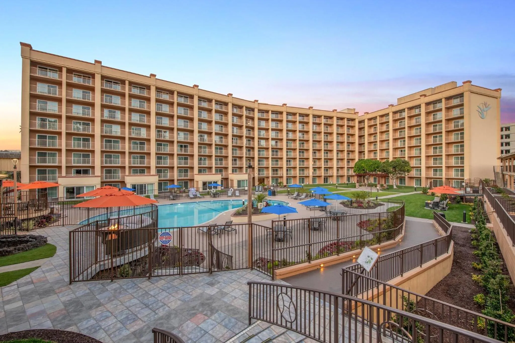 Swimming pool in Crowne Plaza San Diego - Mission Valley by IHG