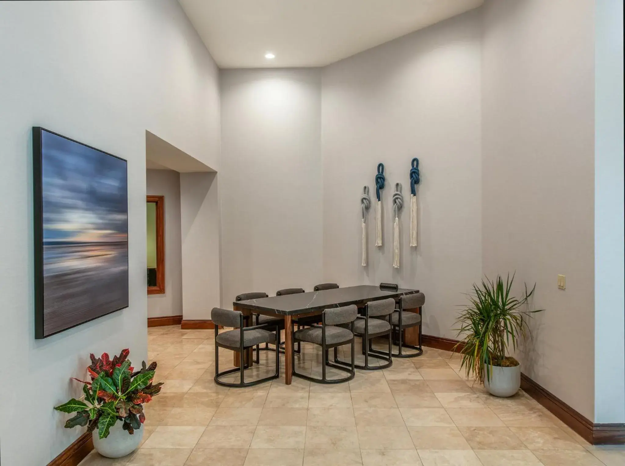 Property building in Crowne Plaza Hotel Mission Valley by IHG Property building in Crowne Plaza Hotel Mission Valley by IHG