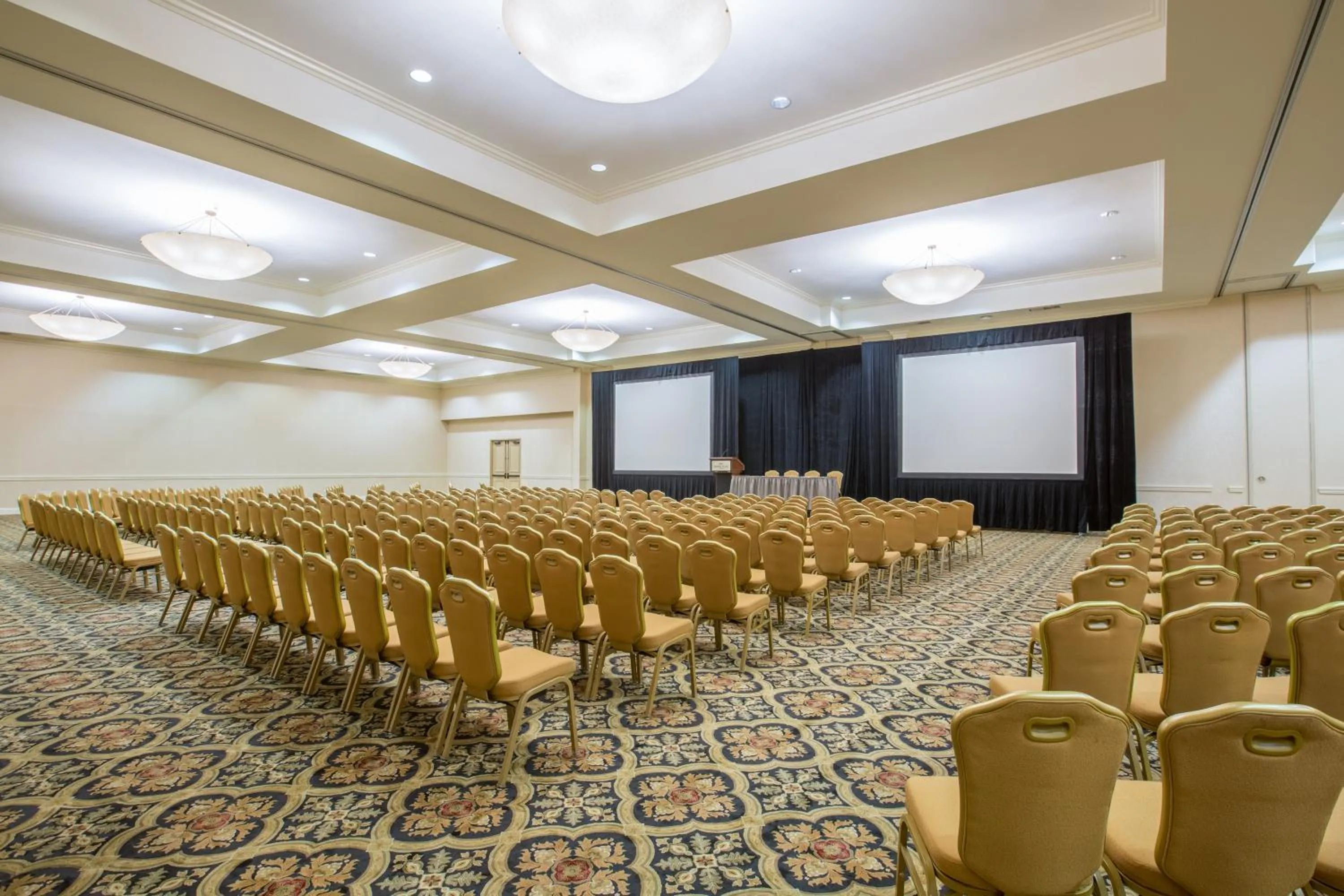 Banquet/Function facilities in Crowne Plaza San Diego - Mission Valley by IHG