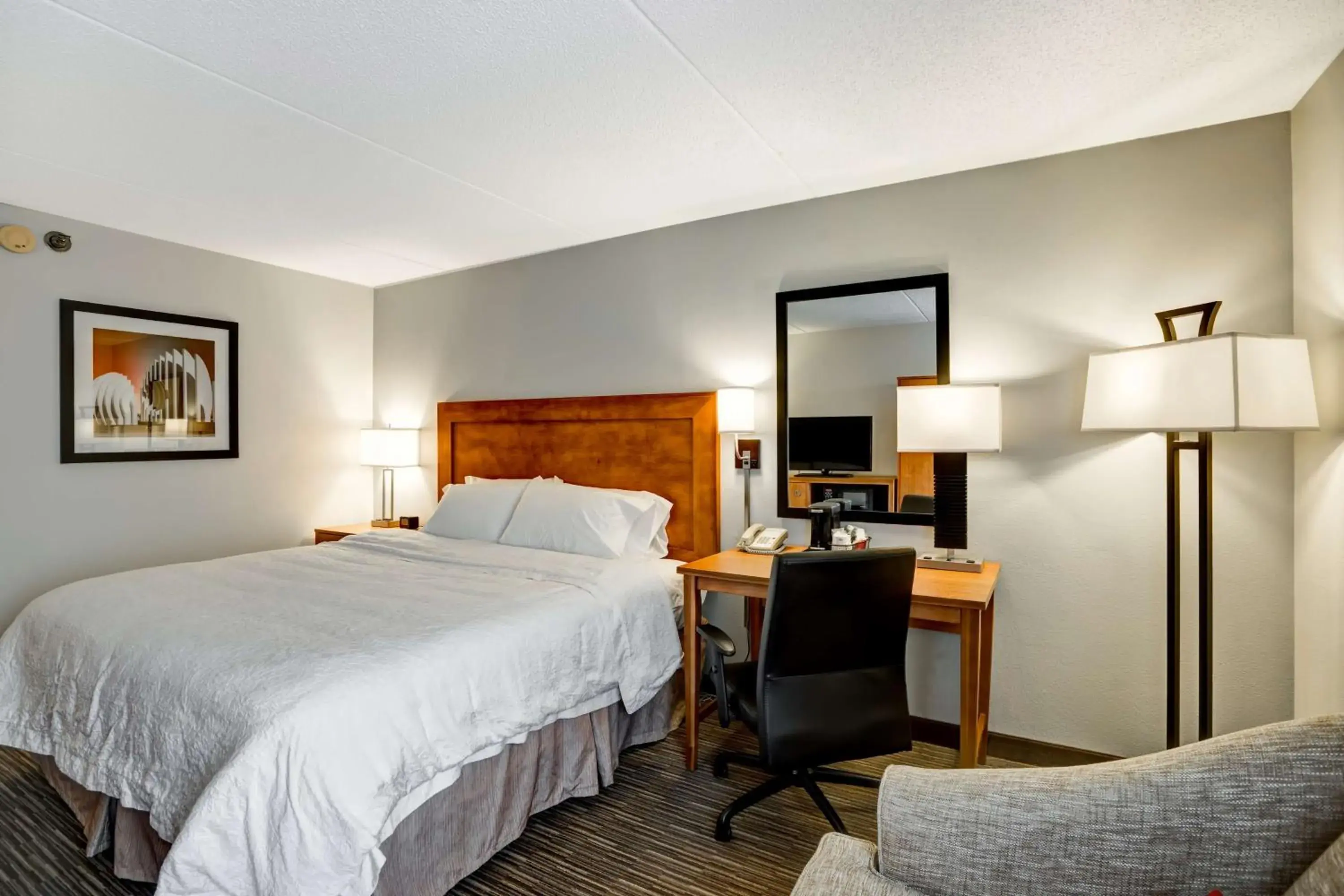 Bed in Hampton Inn Norfolk-Naval Base Bed in Hampton Inn Norfolk-Naval Base