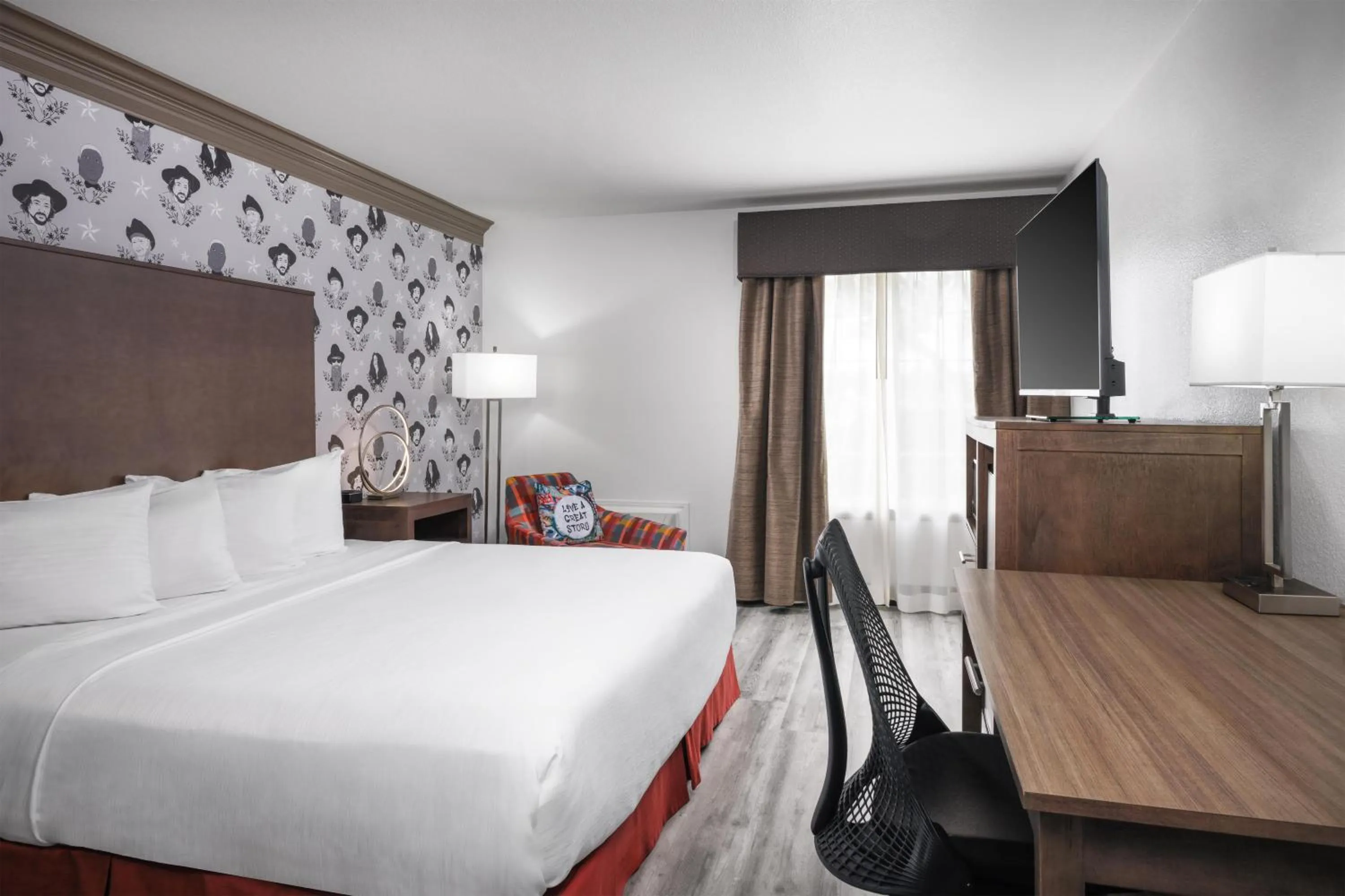 Bedroom, Bed in Aiden Austin City Hotel