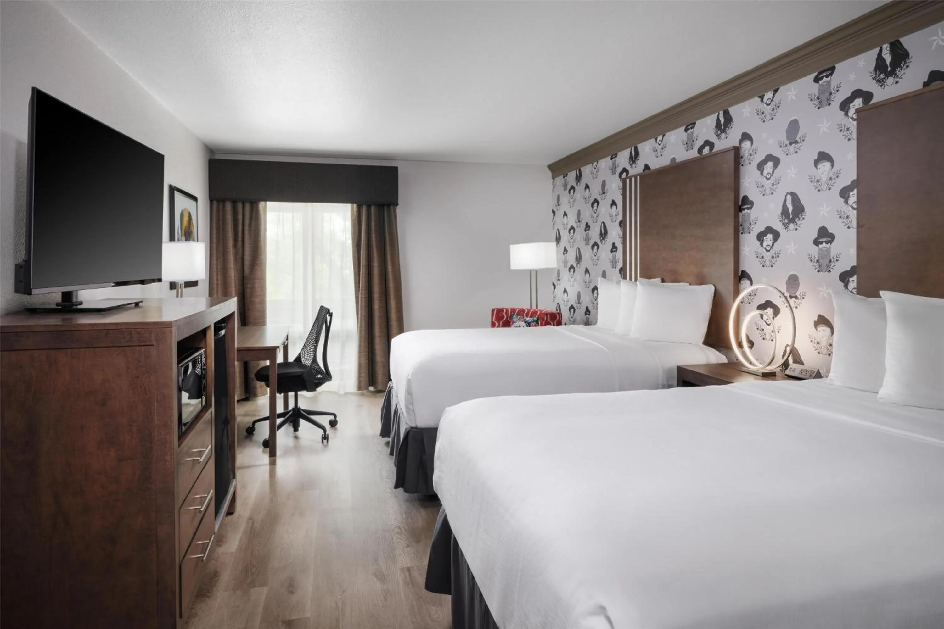 Bedroom, Bed in Aiden Austin City Hotel