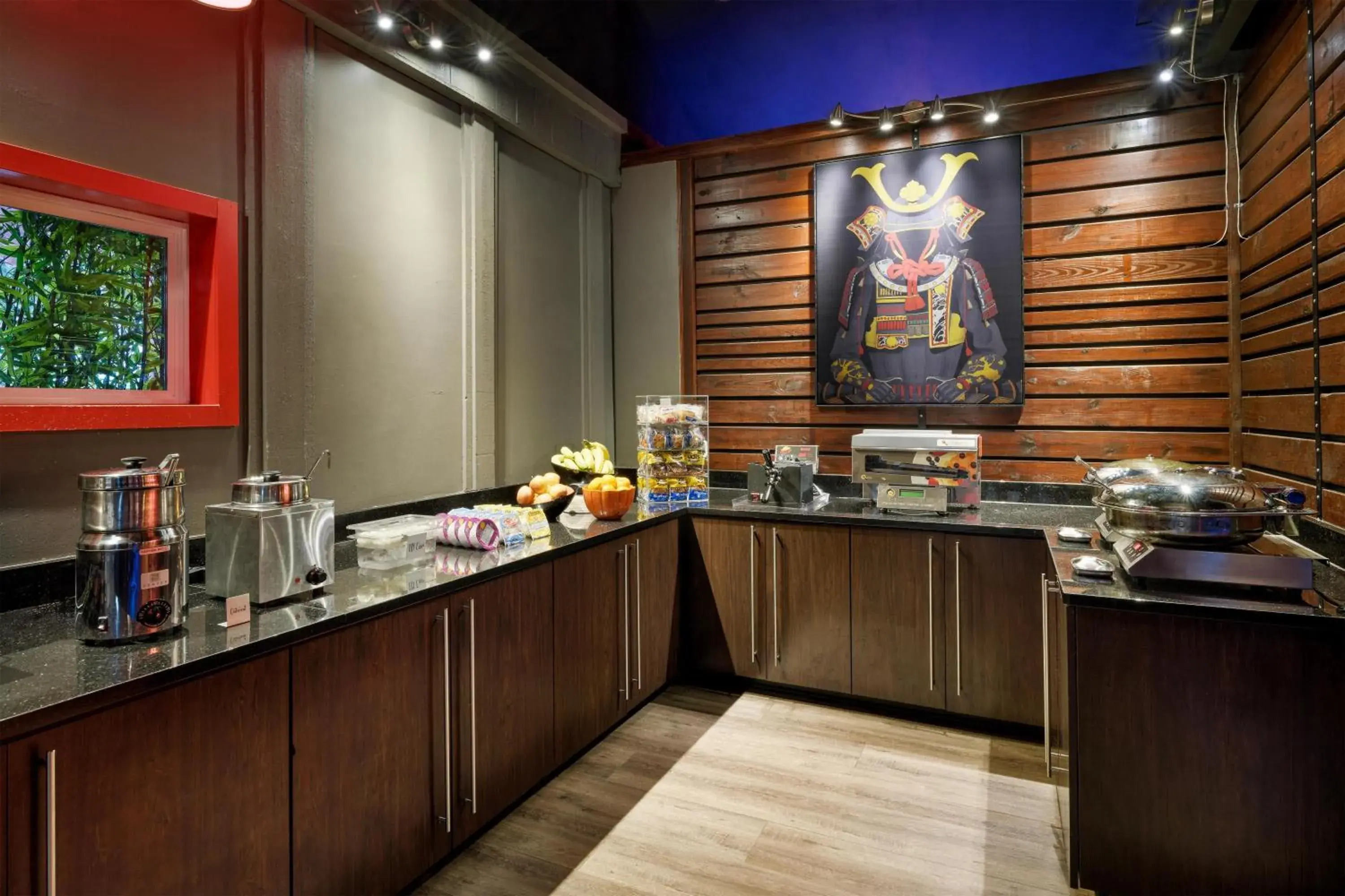 Breakfast in Aiden Austin City Hotel Breakfast in Aiden Austin City Hotel