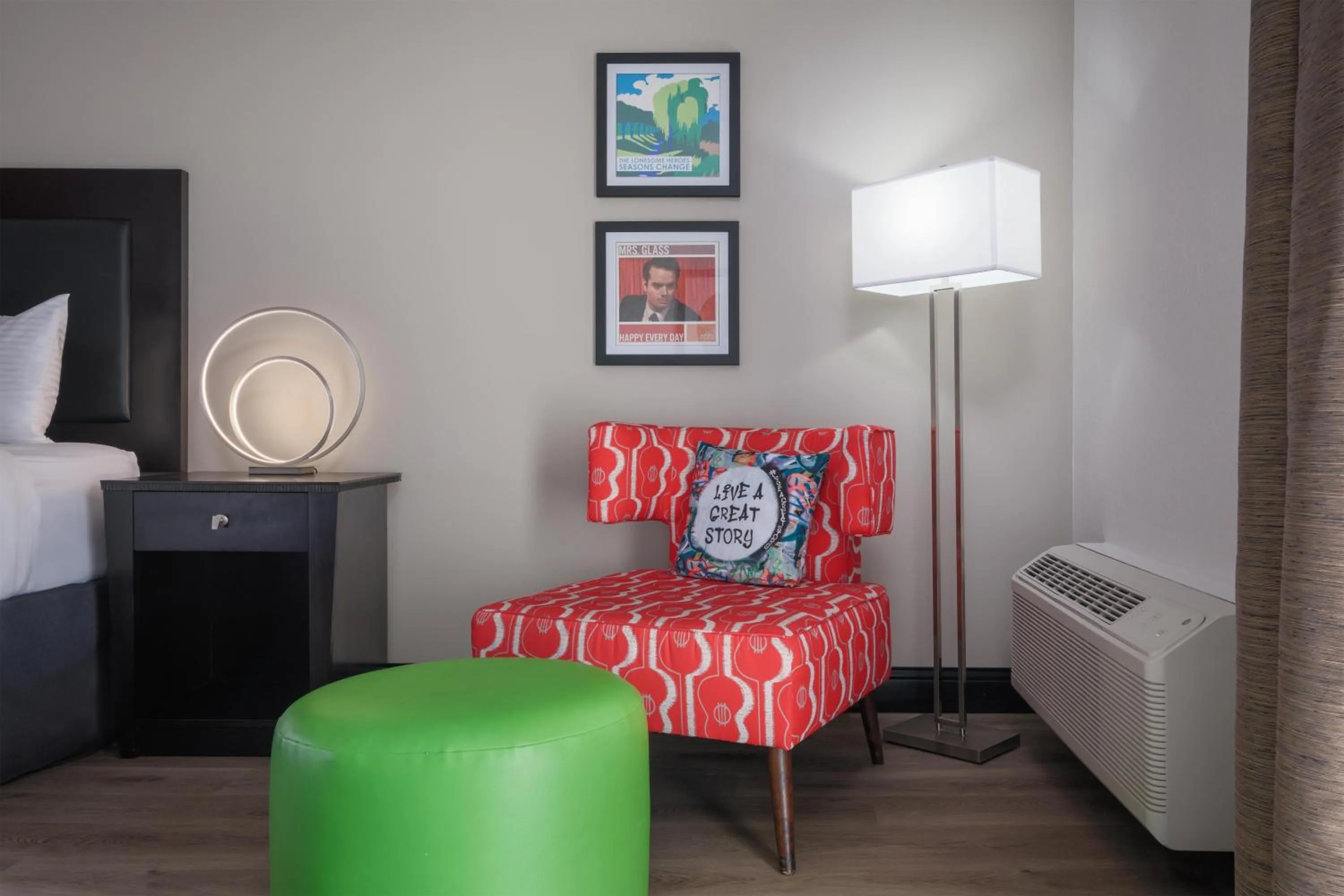 Bedroom, Bed in Aiden Austin City Hotel