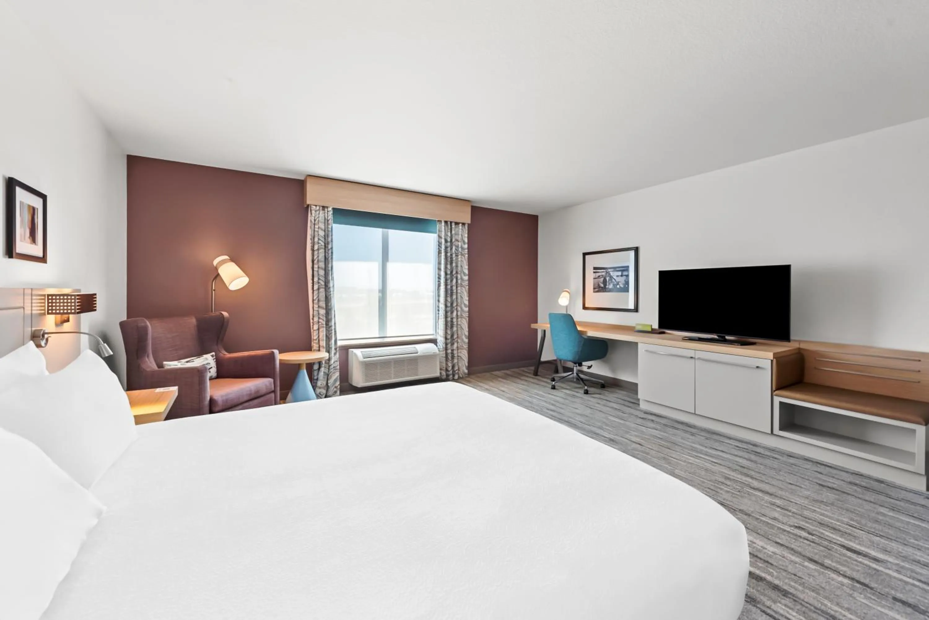 Bed in Hilton Garden Inn Seattle North/Everett