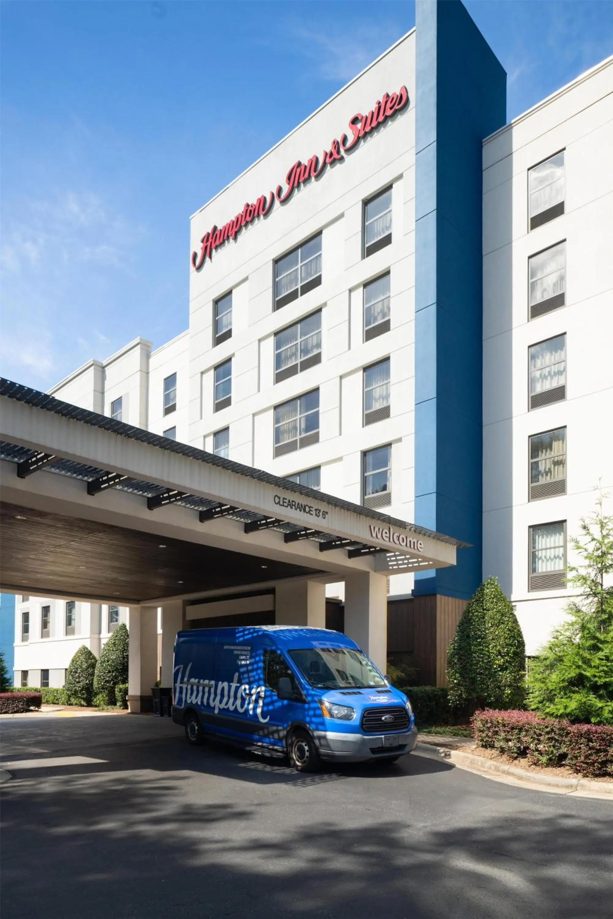 Property building in Hampton Inn & Suites Concord-Charlotte
