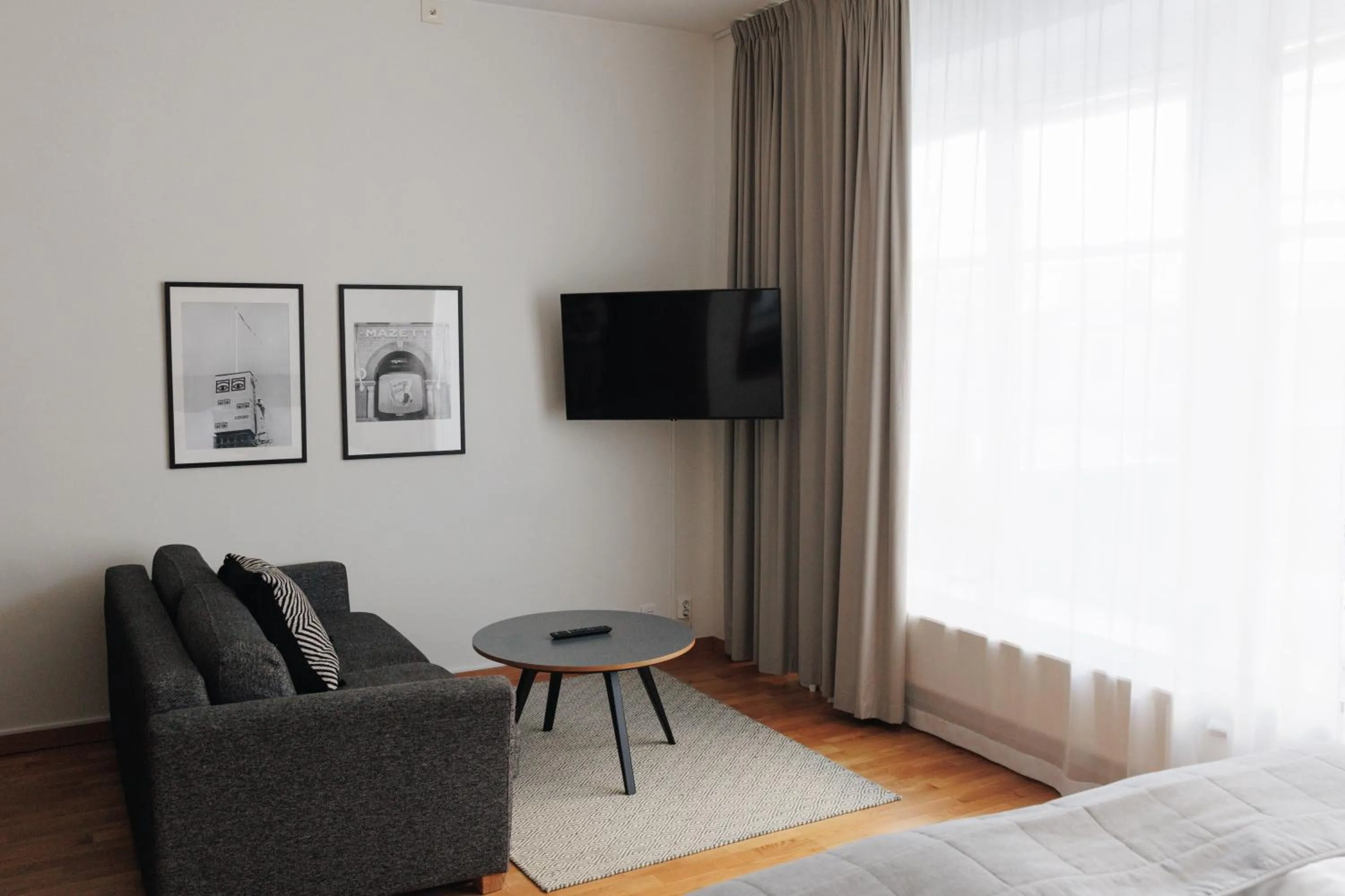 TV and multimedia, Bed in The More Hotel Mazetti