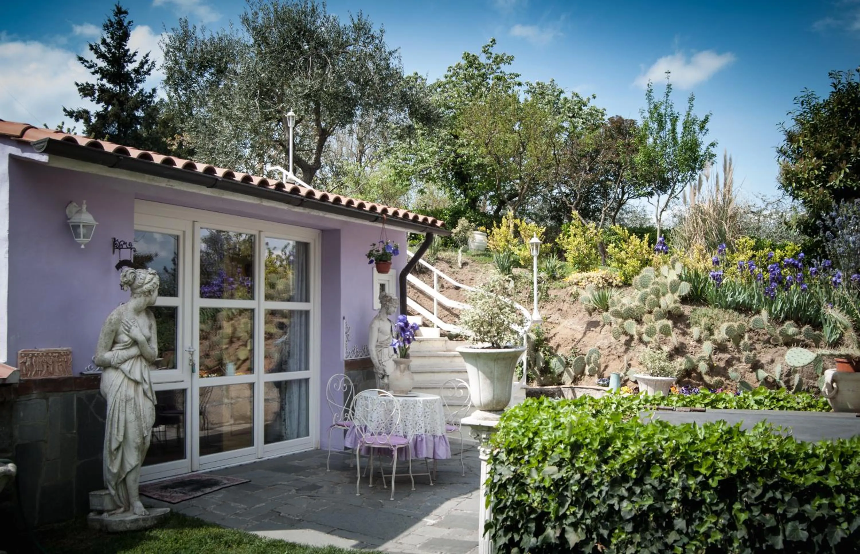 Property building in Amarcord