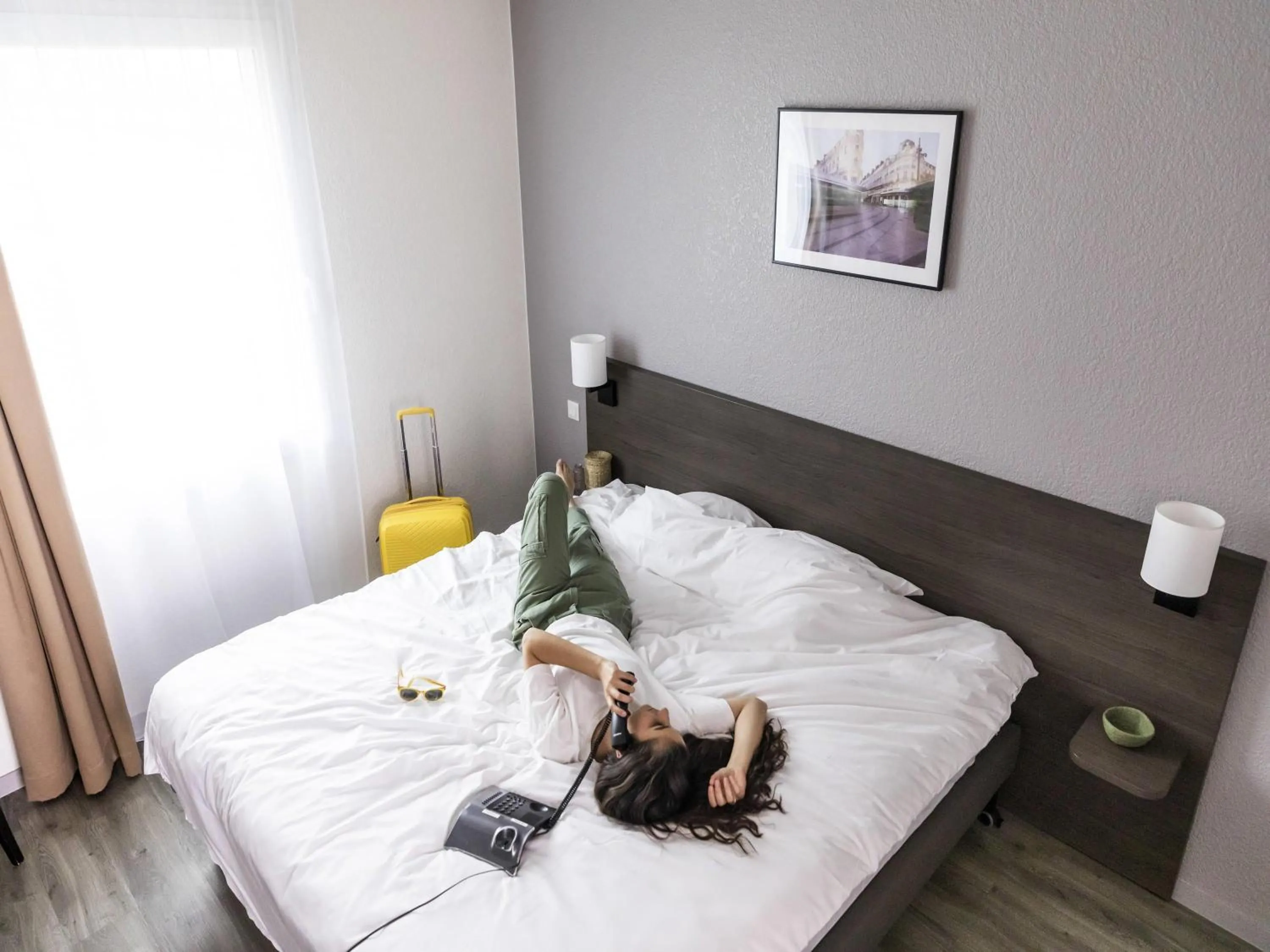 Bedroom, Bed in Aparthotel Adagio Access Orléans