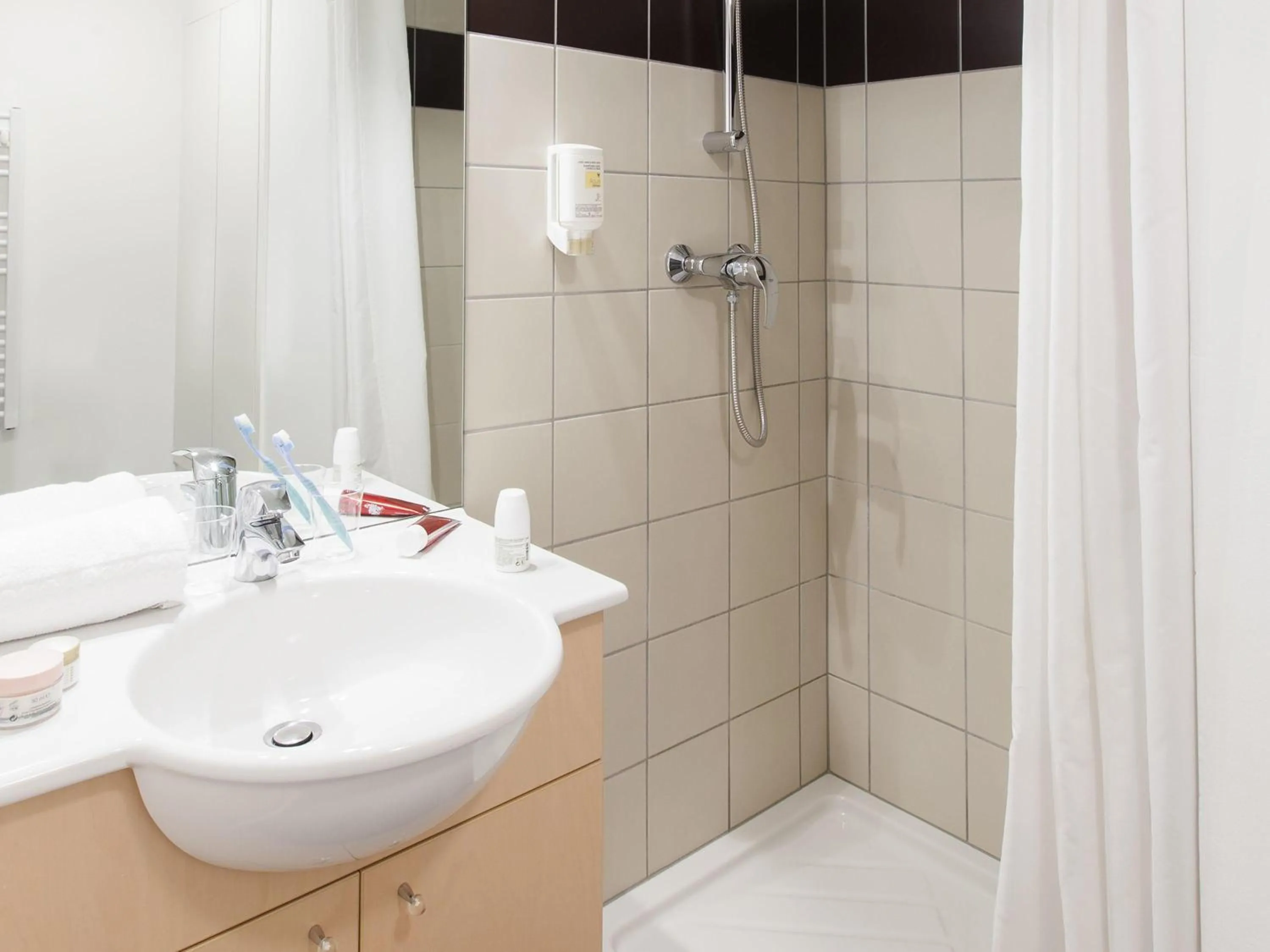 Bedroom in Aparthotel Adagio Access Saint Louis Bâle