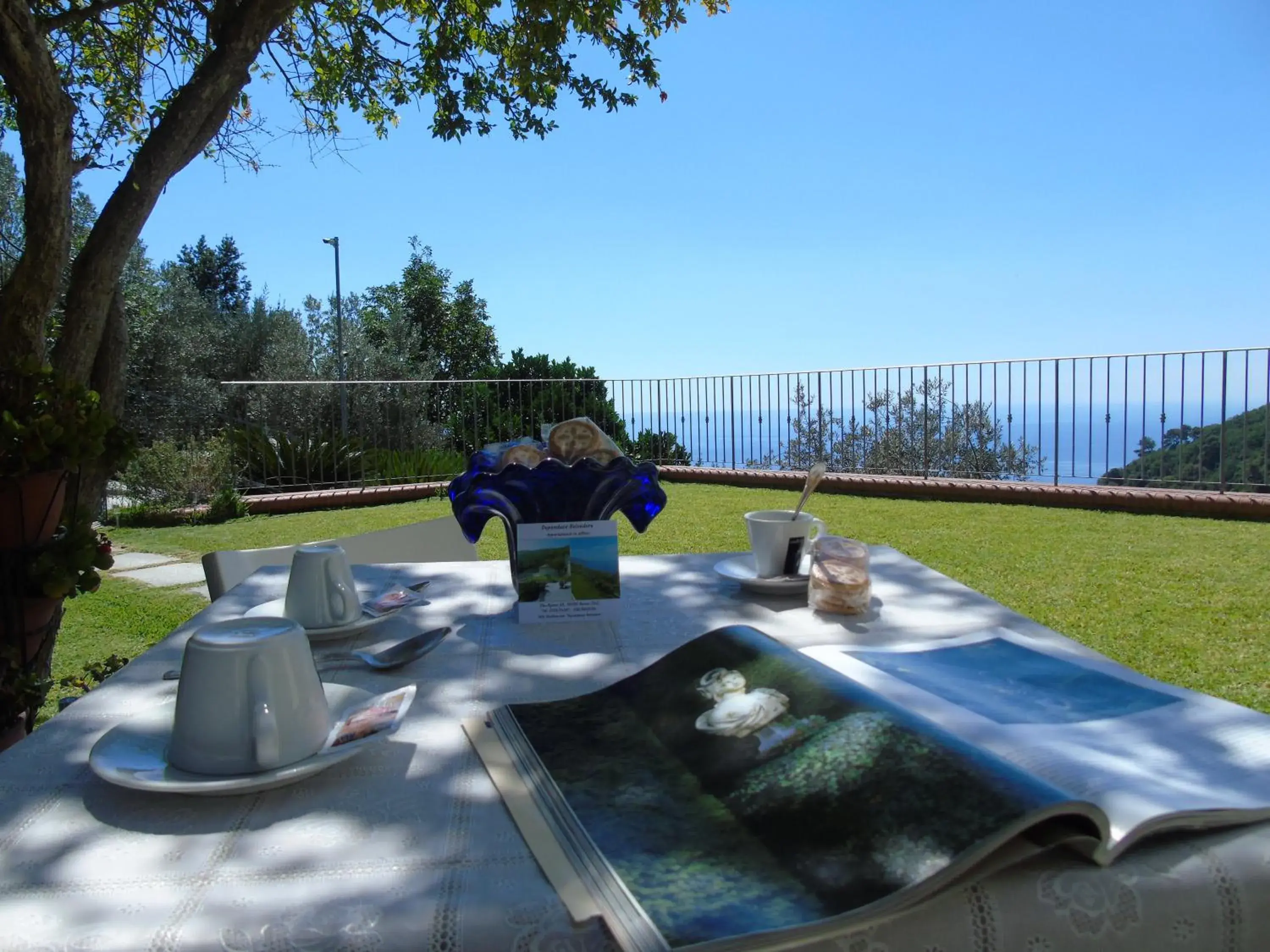 Apartment with Partial Sea View in Dependance Belvedere Apartment with Partial Sea View in Dependance Belvedere